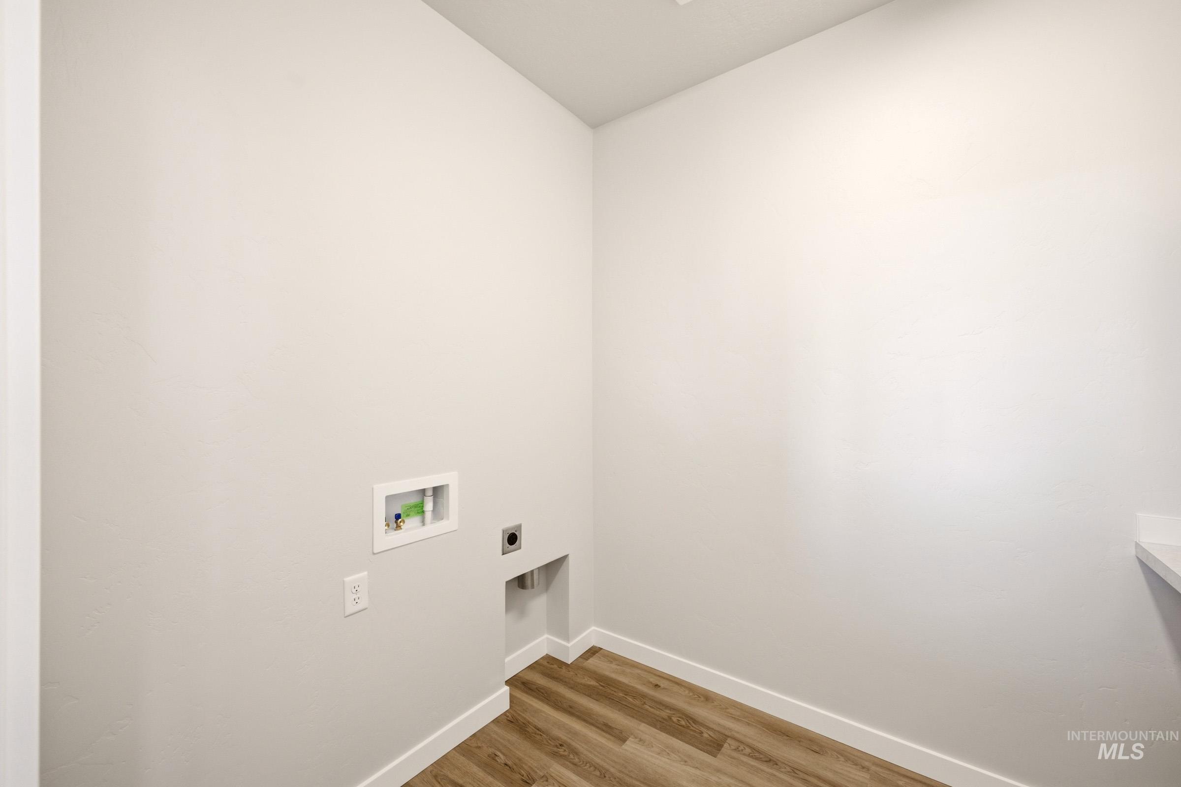 2743 N Chappy Way Property Photo 29