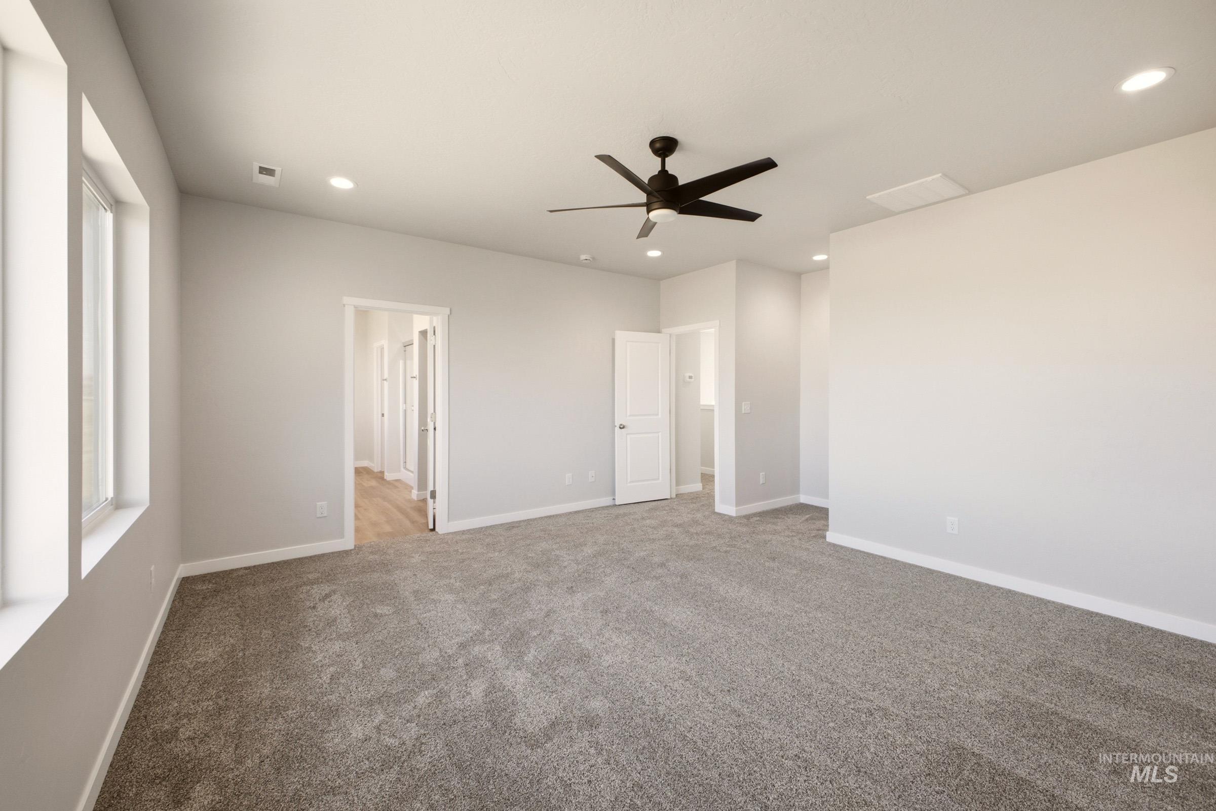 2743 N Chappy Way Property Photo 39