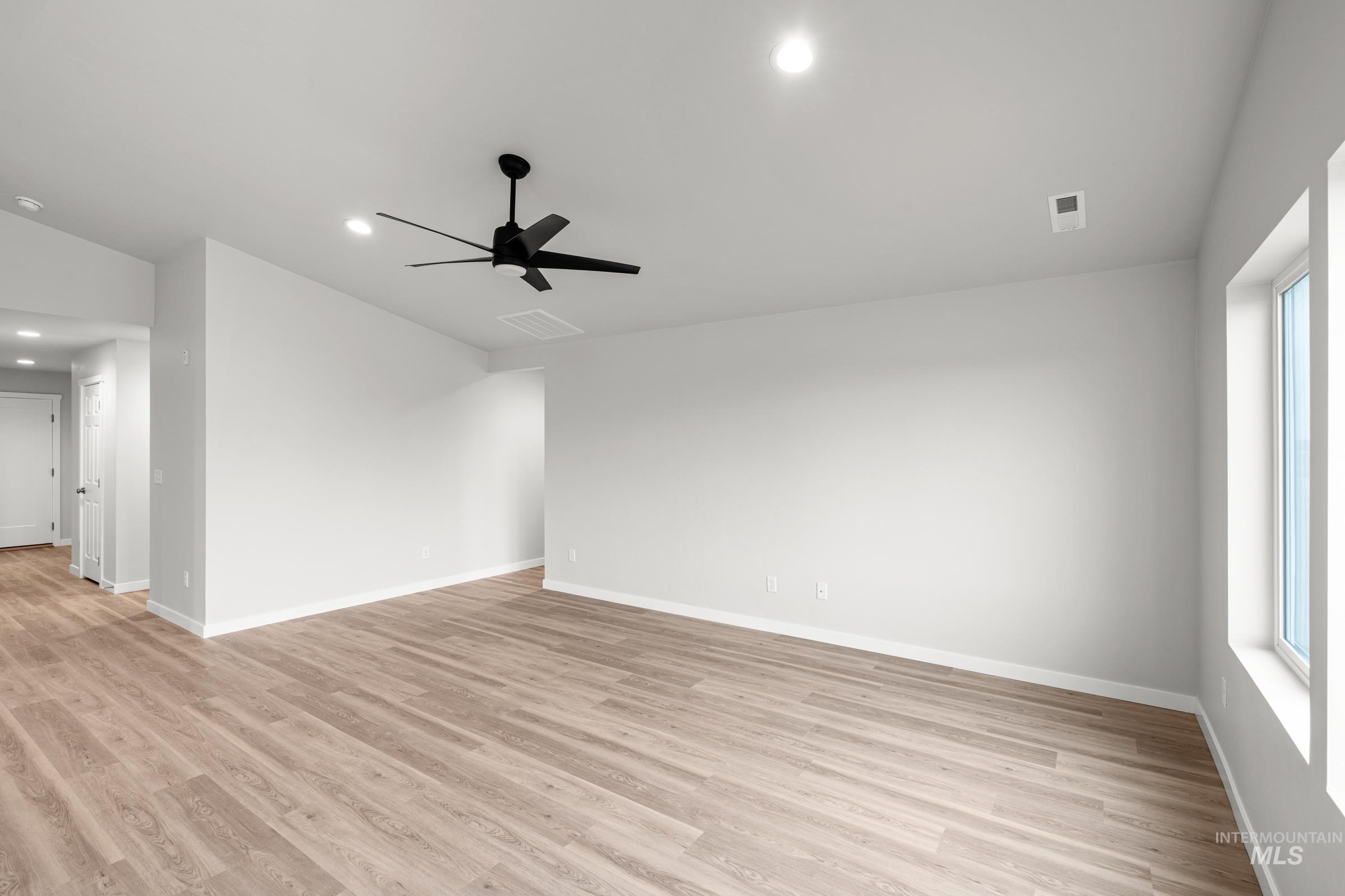 3166 W Taiban Creek Dr Property Photo 8
