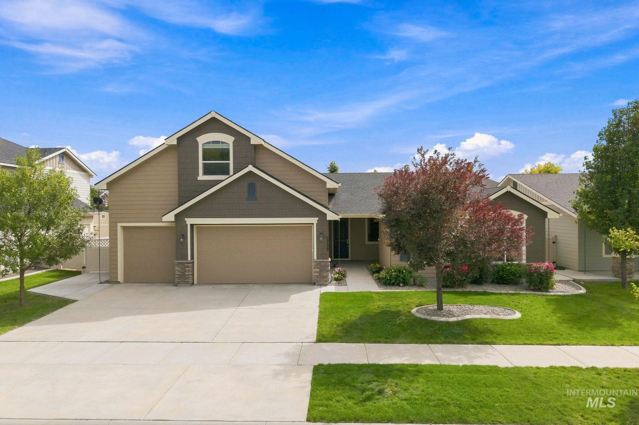 2739 W Tenuta St Property Photo 1