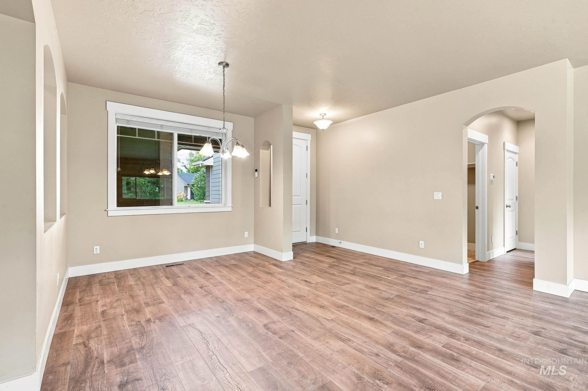 2739 W Tenuta St Property Photo 19