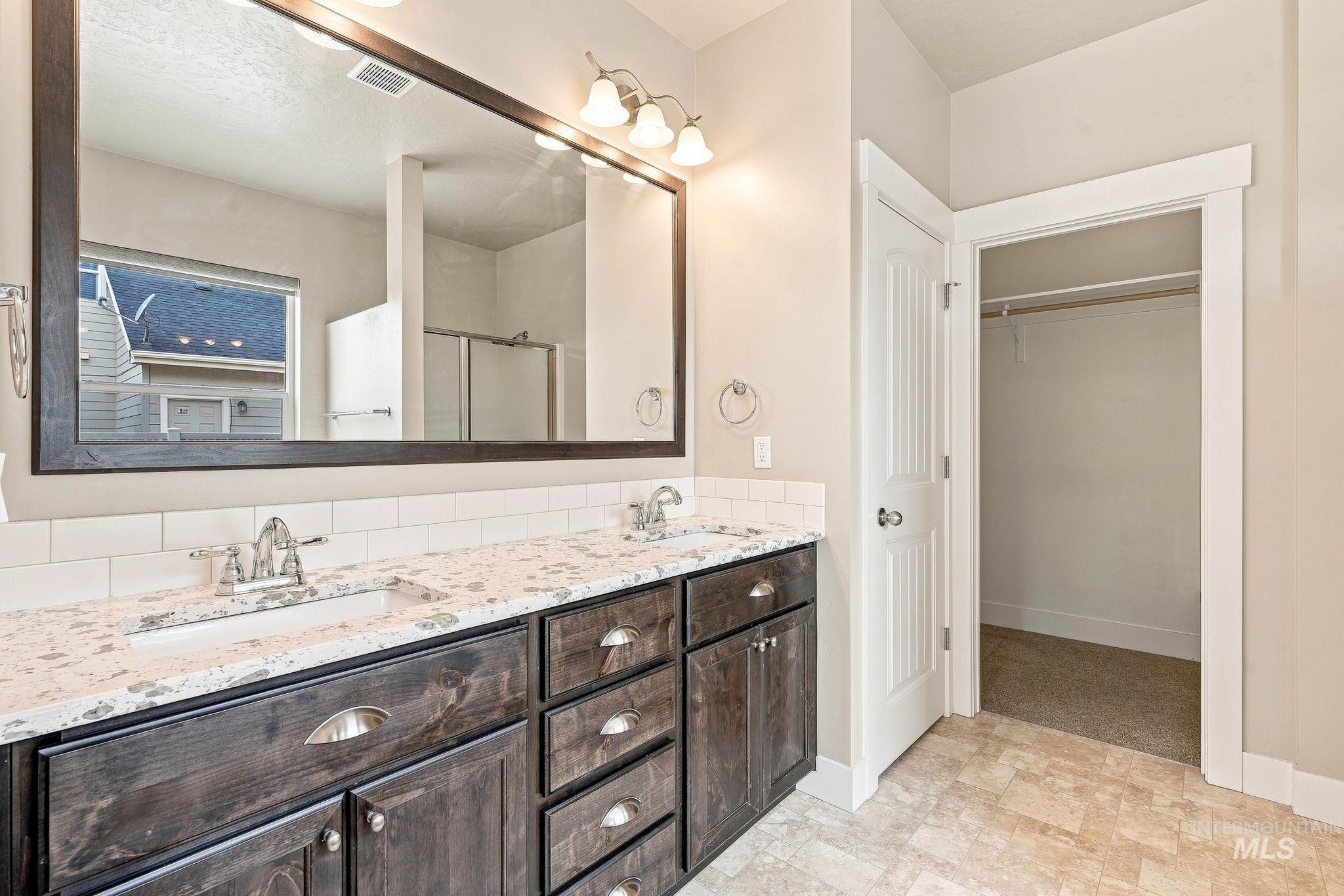2739 W Tenuta St Property Photo 25