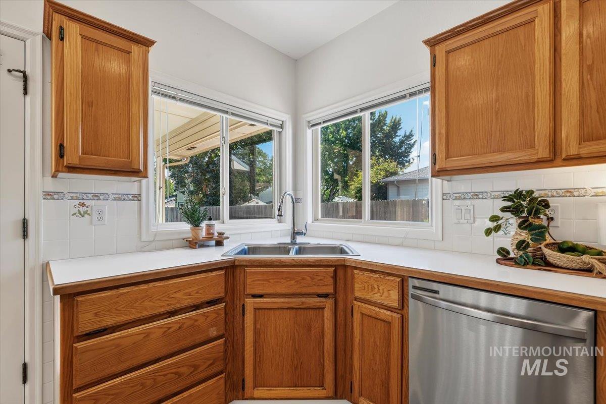 1830 Se 3rd Way Property Photo 17