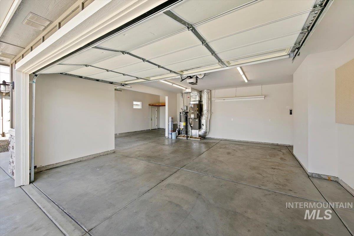 3901 E Woodville Dr. Property Photo 38