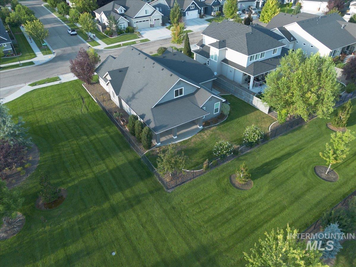 3901 E Woodville Dr. Property Photo 40