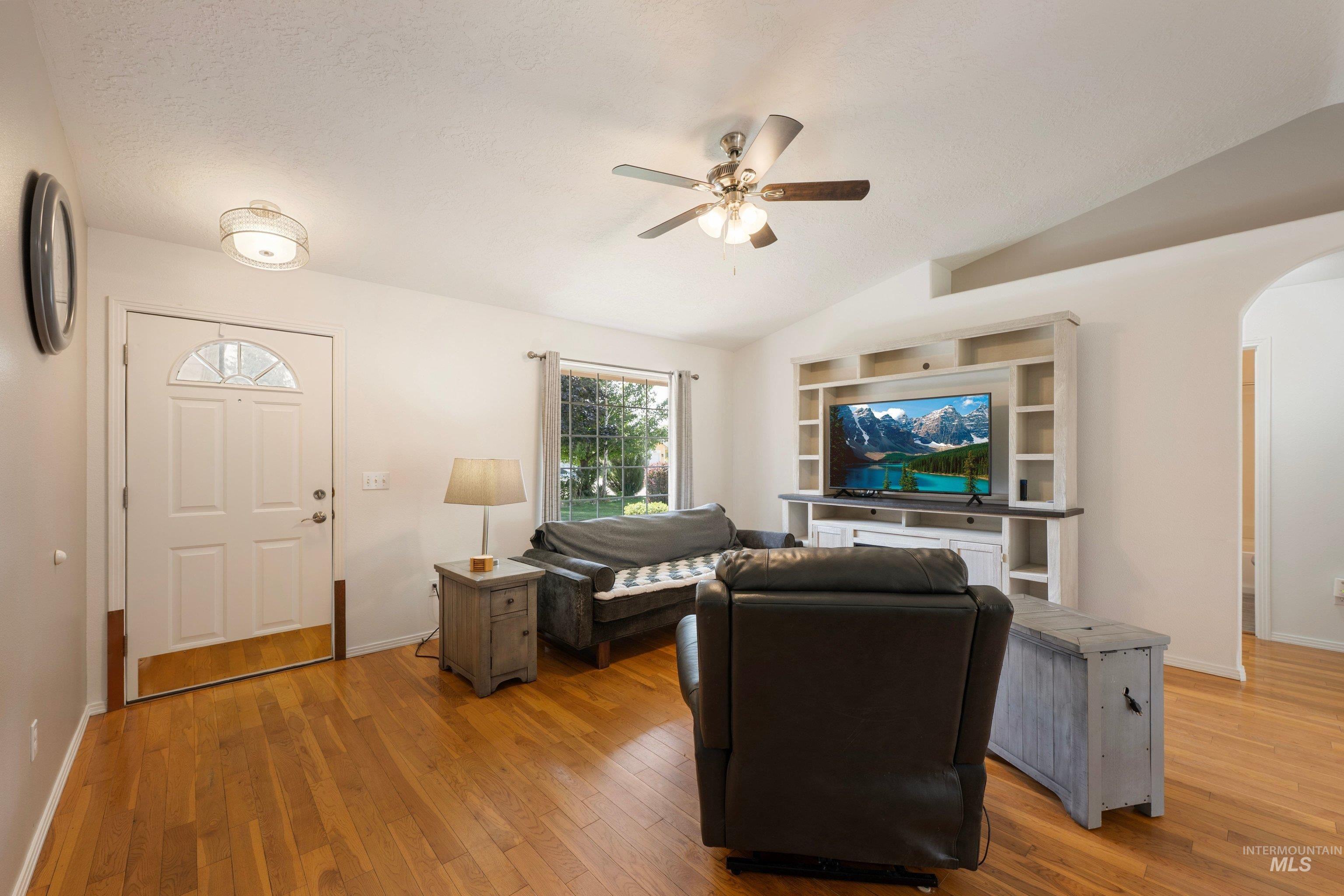 13664 W Meadowdale Dr Property Photo 6