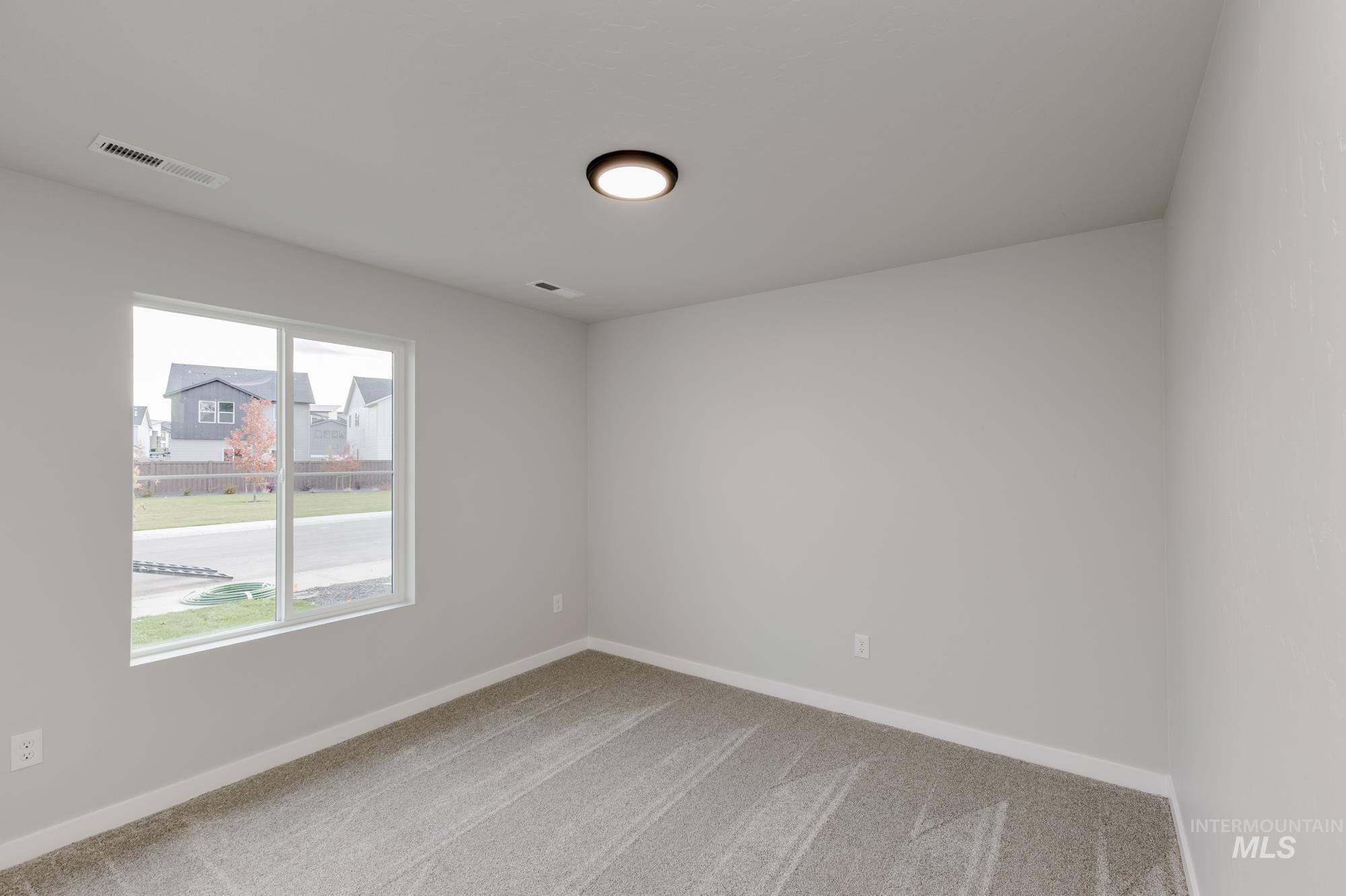 6826 S Lumberton Way Property Photo 10
