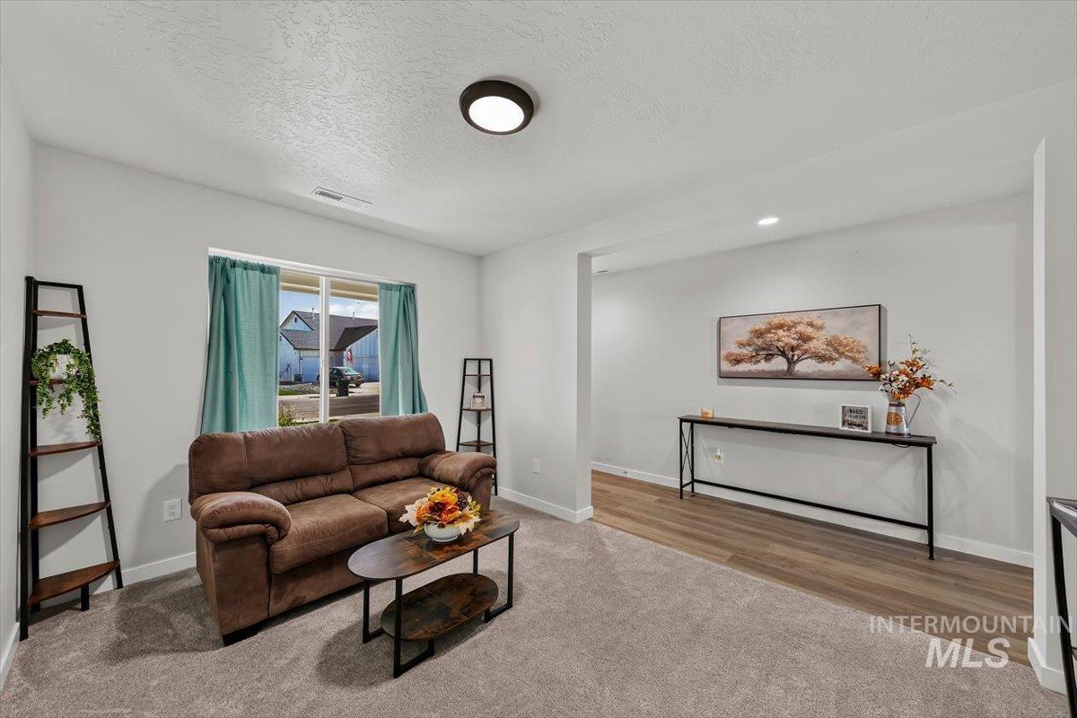 8575 S Foraker Way Property Photo 5