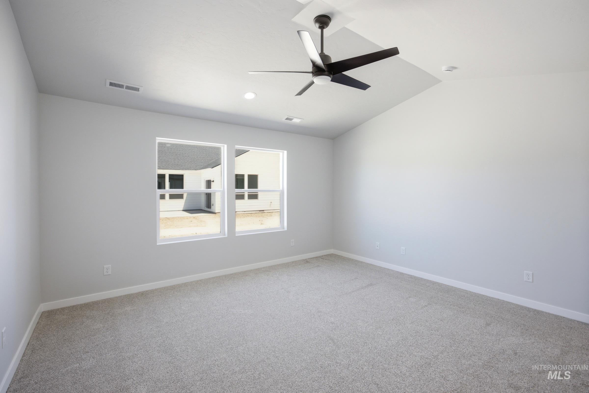 2428 W Kincaid St Property Photo 24