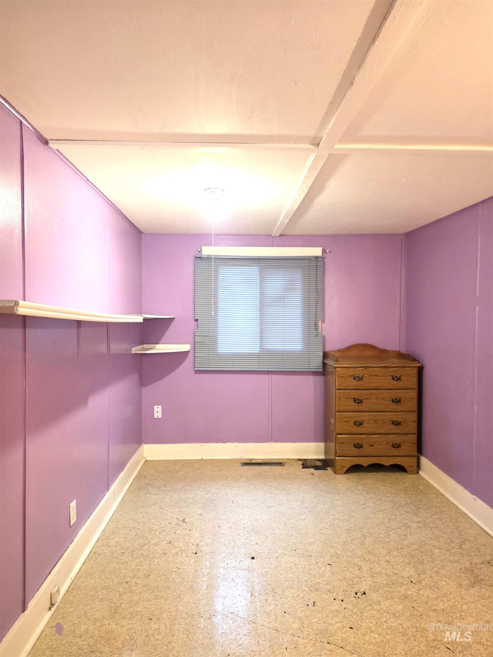 204 Clearwater Property Photo 13