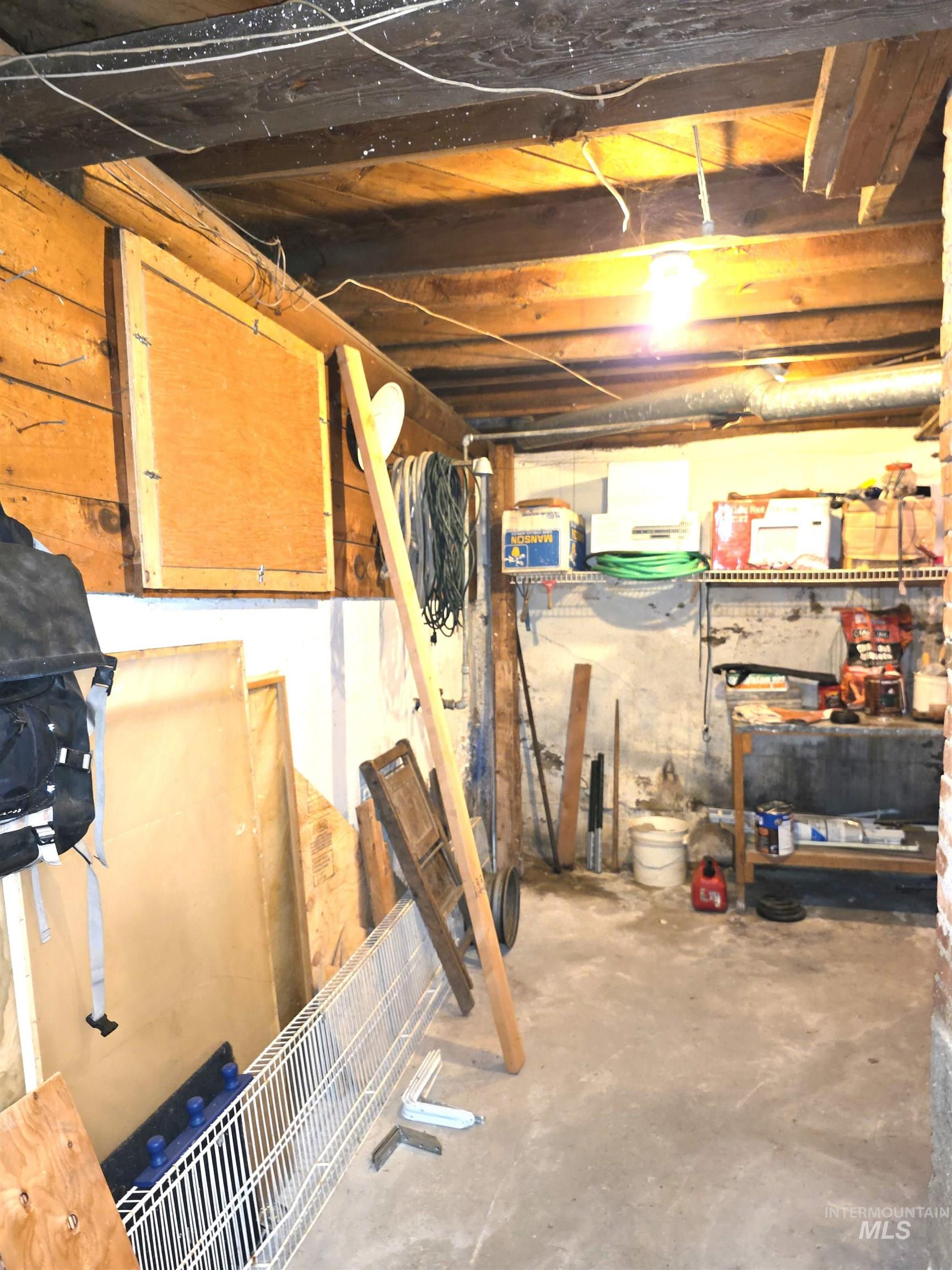 204 Clearwater Property Photo 22