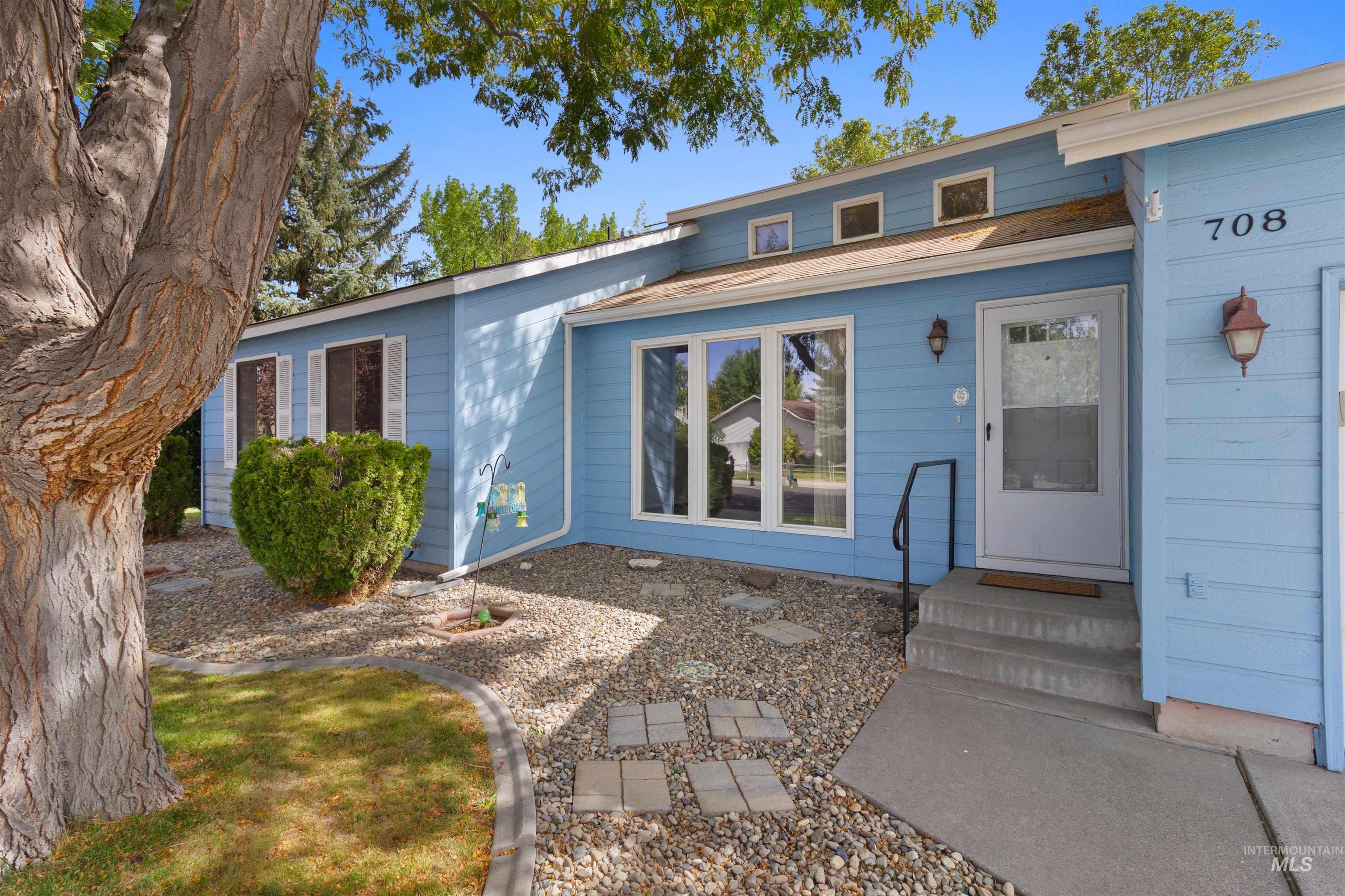 708 Carriage Lane Property Photo 1