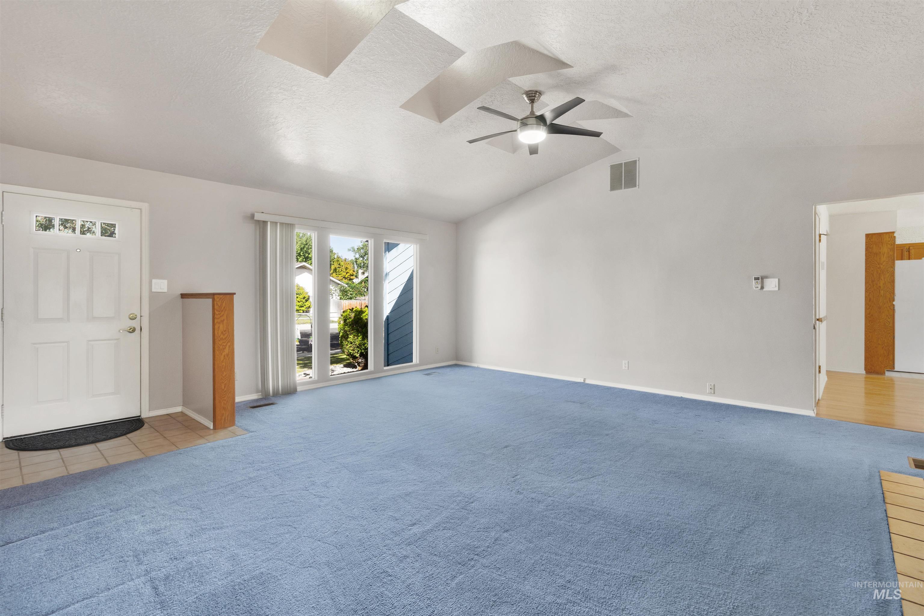 708 Carriage Lane Property Photo 19