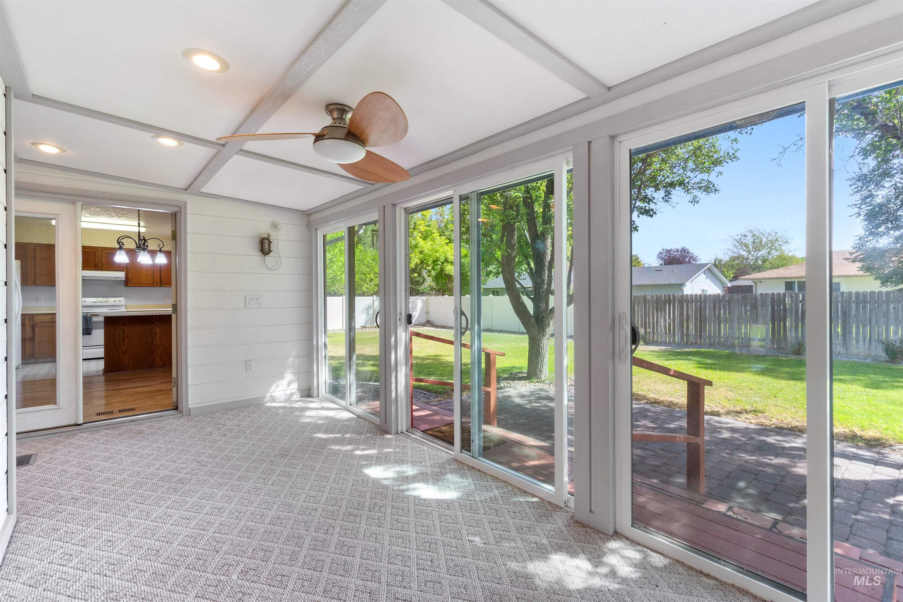 708 Carriage Lane Property Photo 33