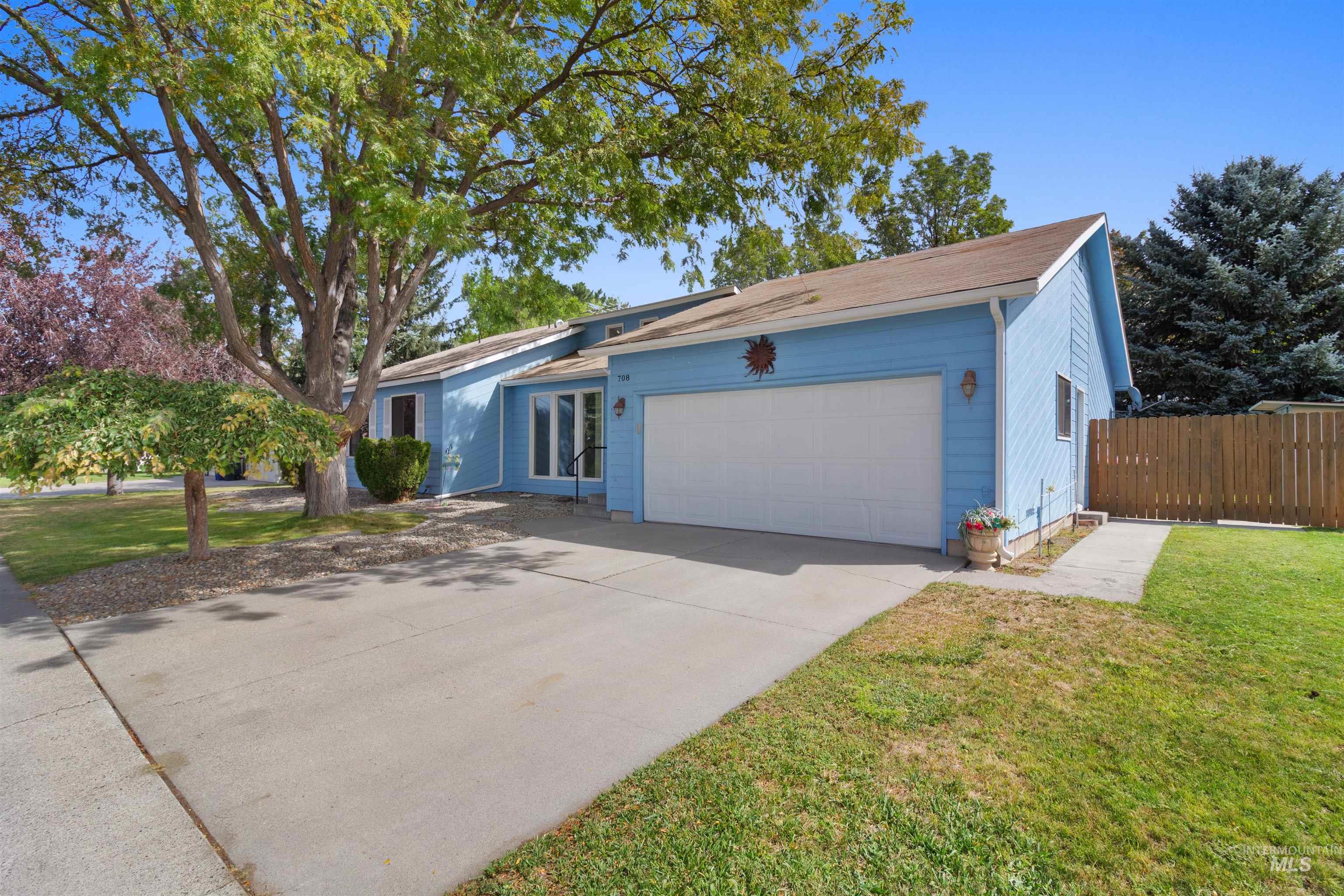 708 Carriage Lane Property Photo 35