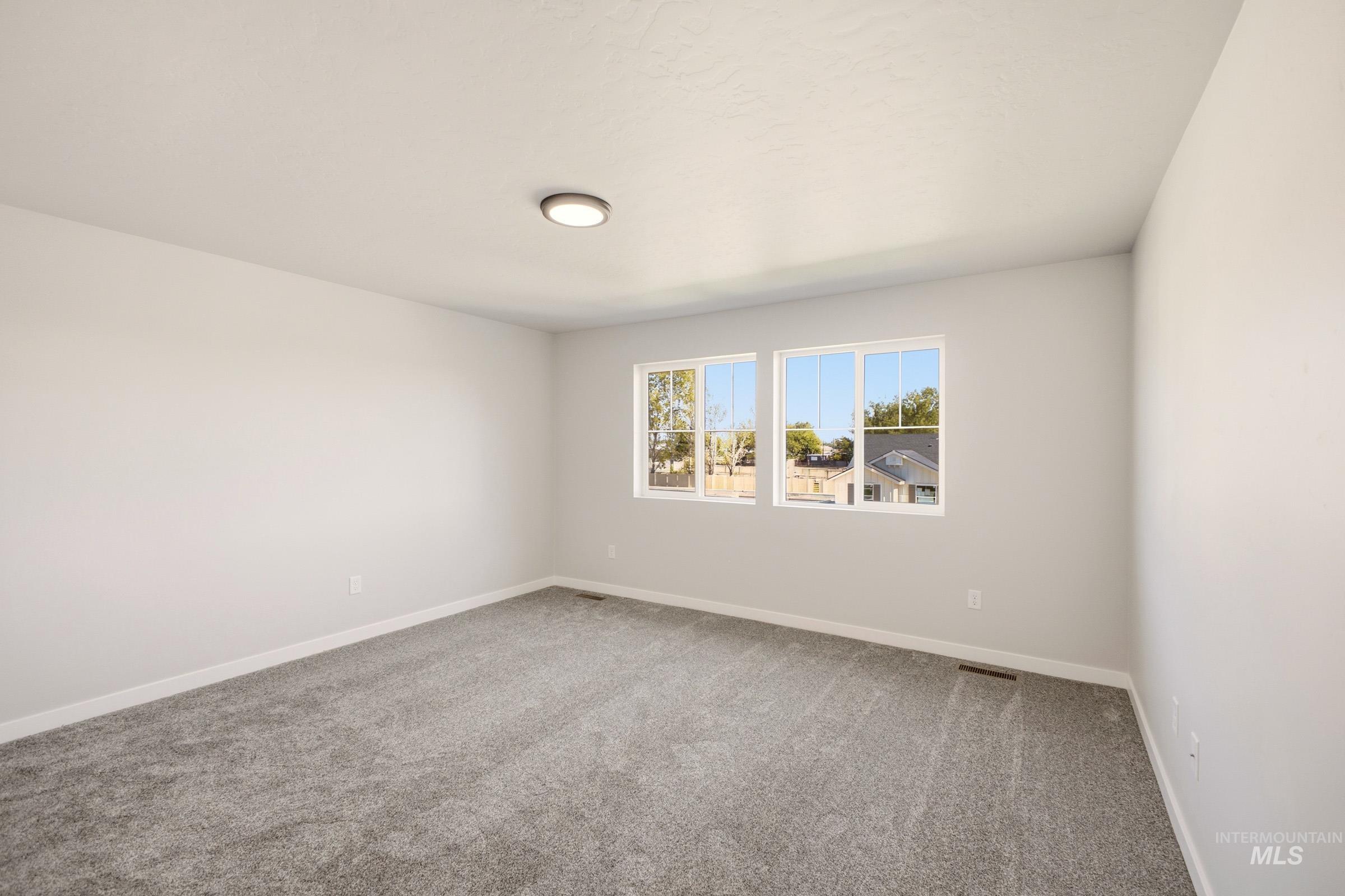 16883 Grain Bin Way Property Photo 23
