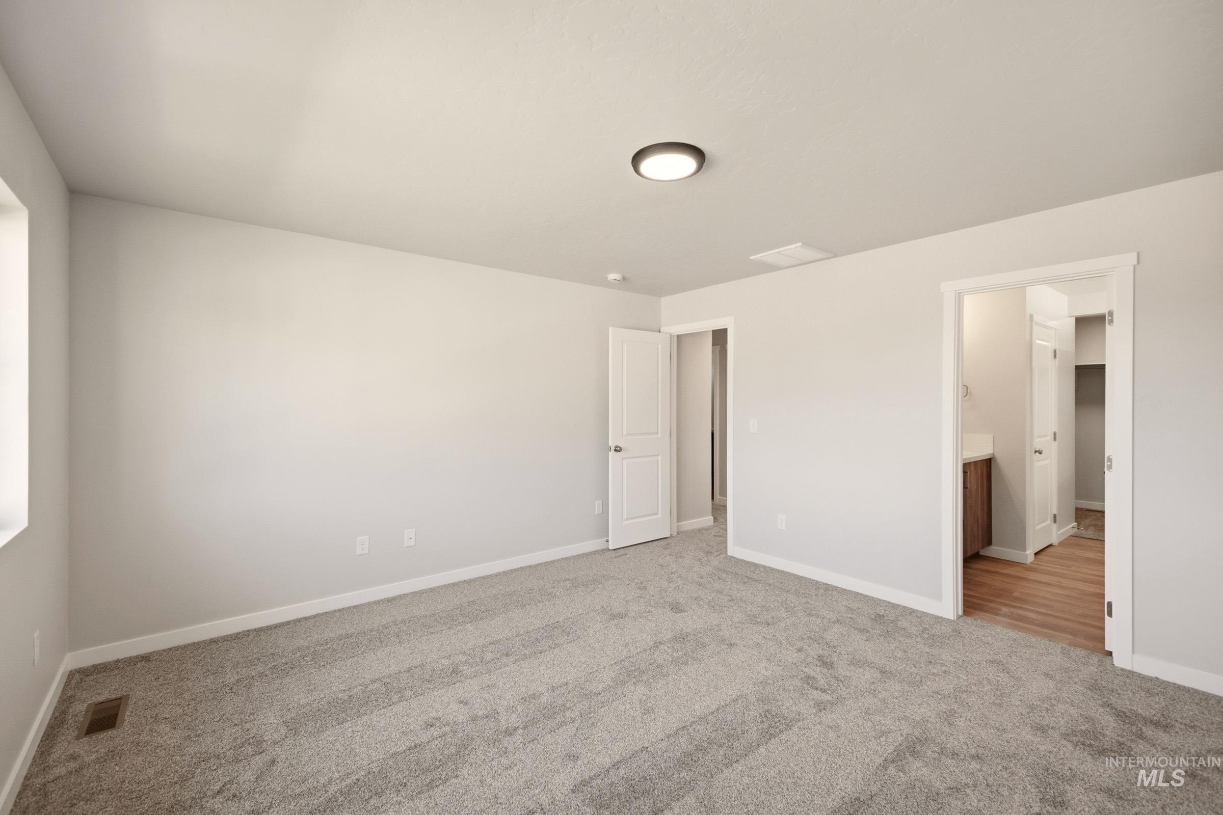 16883 Grain Bin Way Property Photo 24