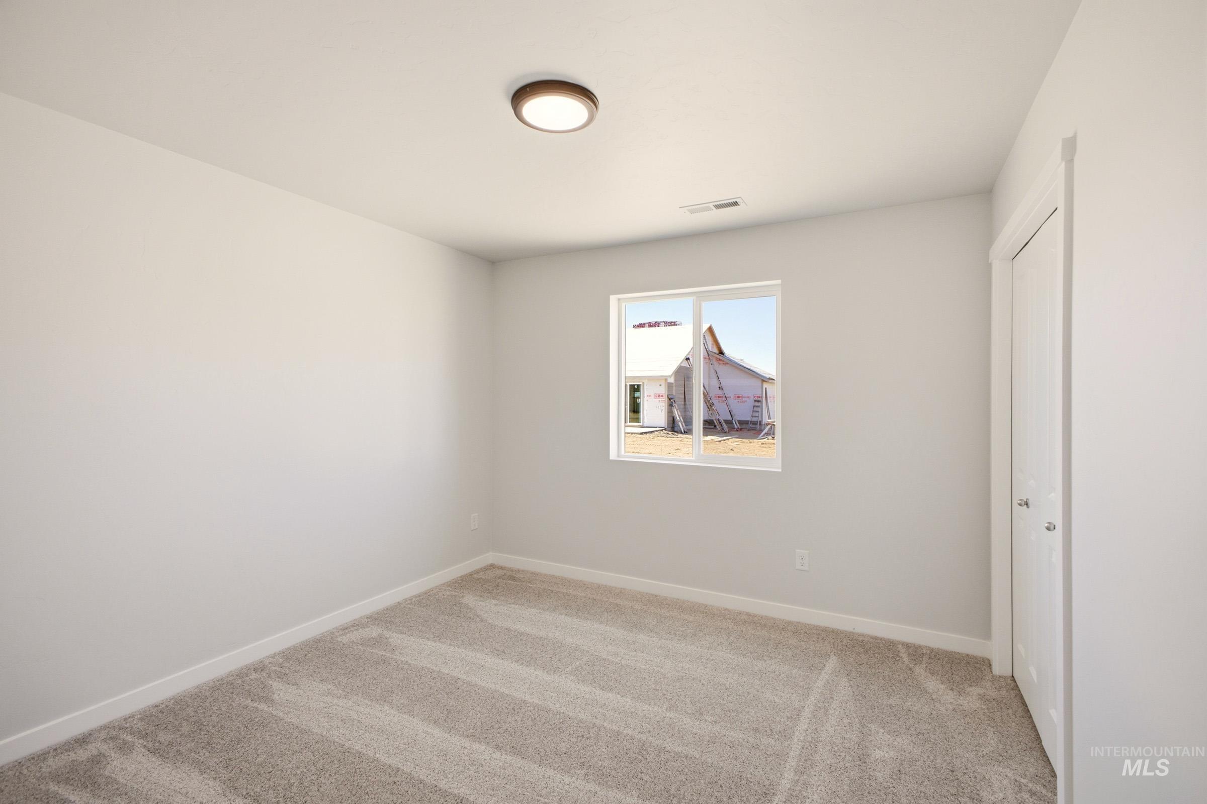 16897 Grain Bin Way Property Photo 17