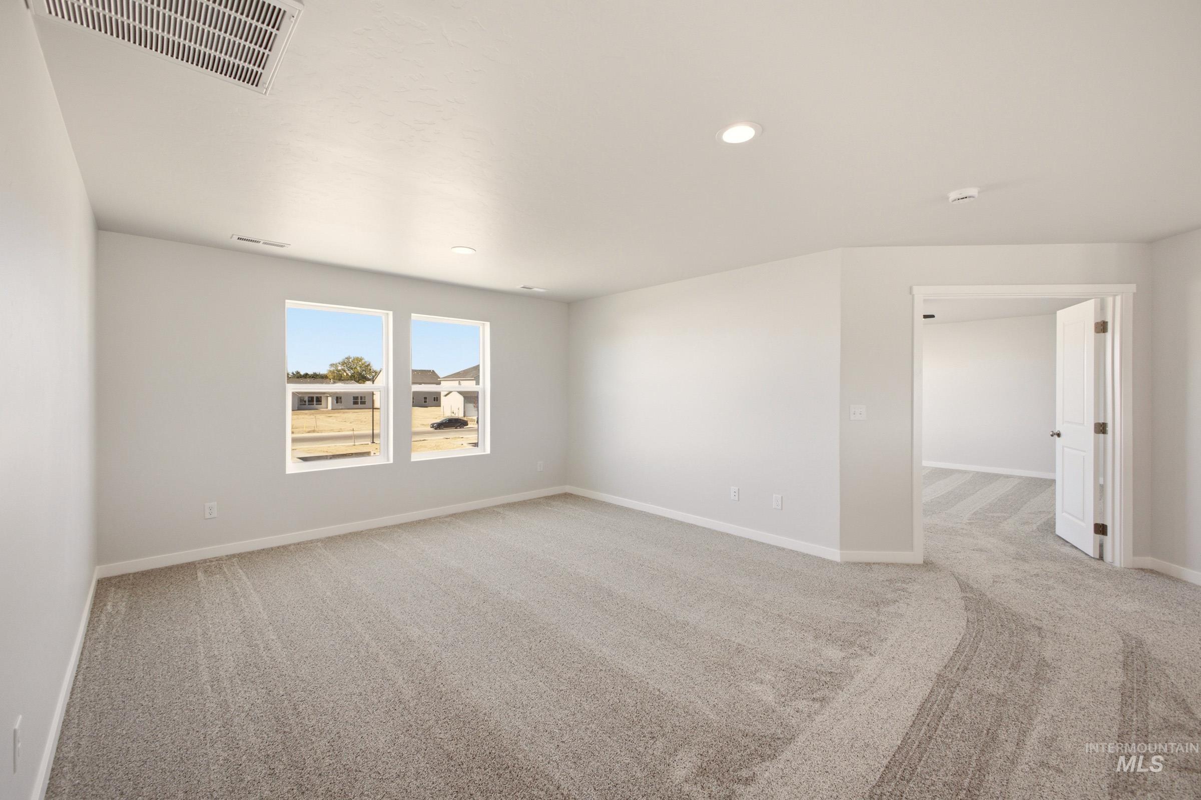 16897 Grain Bin Way Property Photo 20