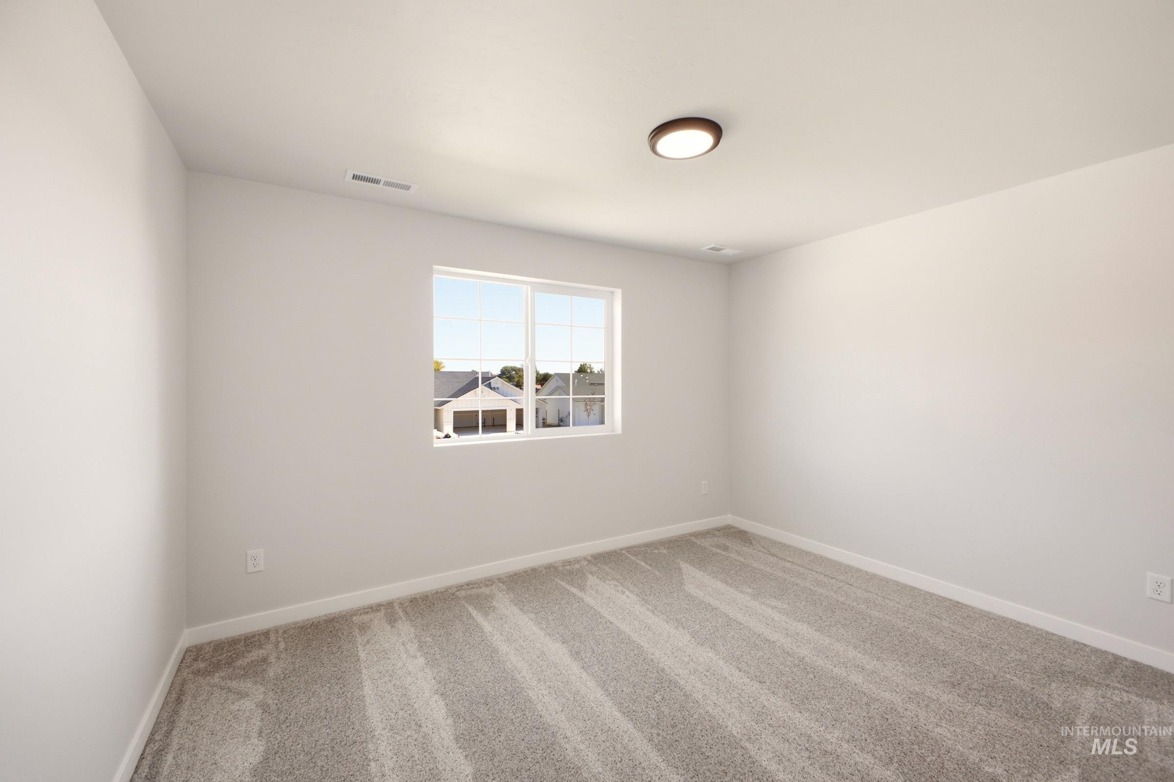 16897 Grain Bin Way Property Photo 24