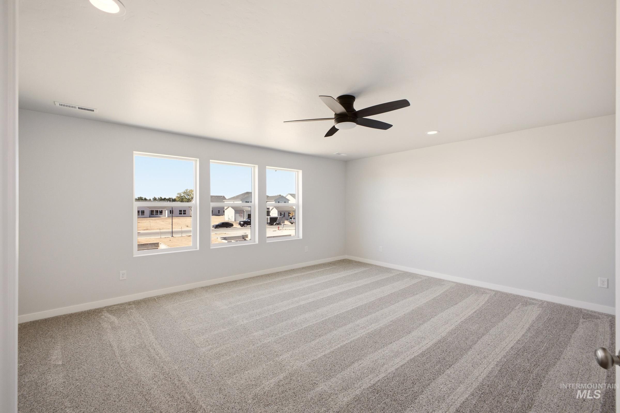 16897 Grain Bin Way Property Photo 28