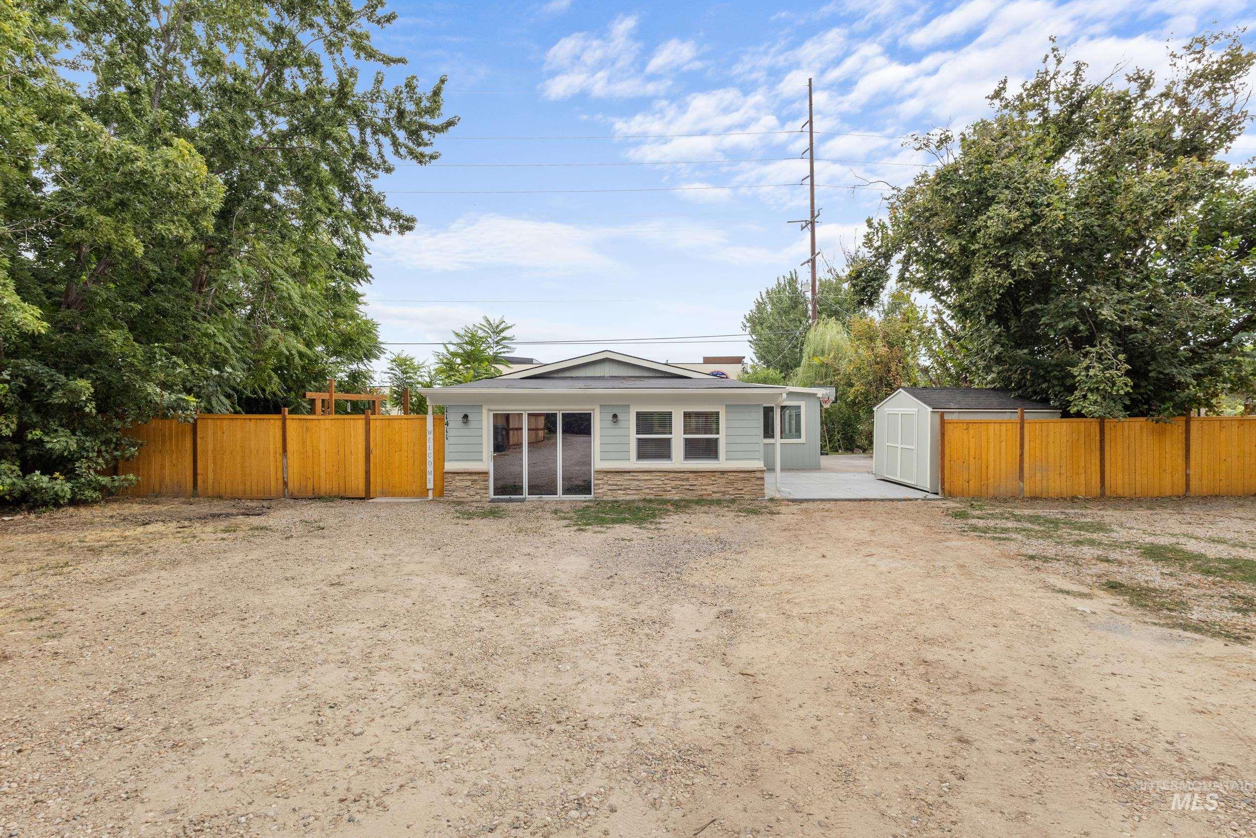 11411 W 1st