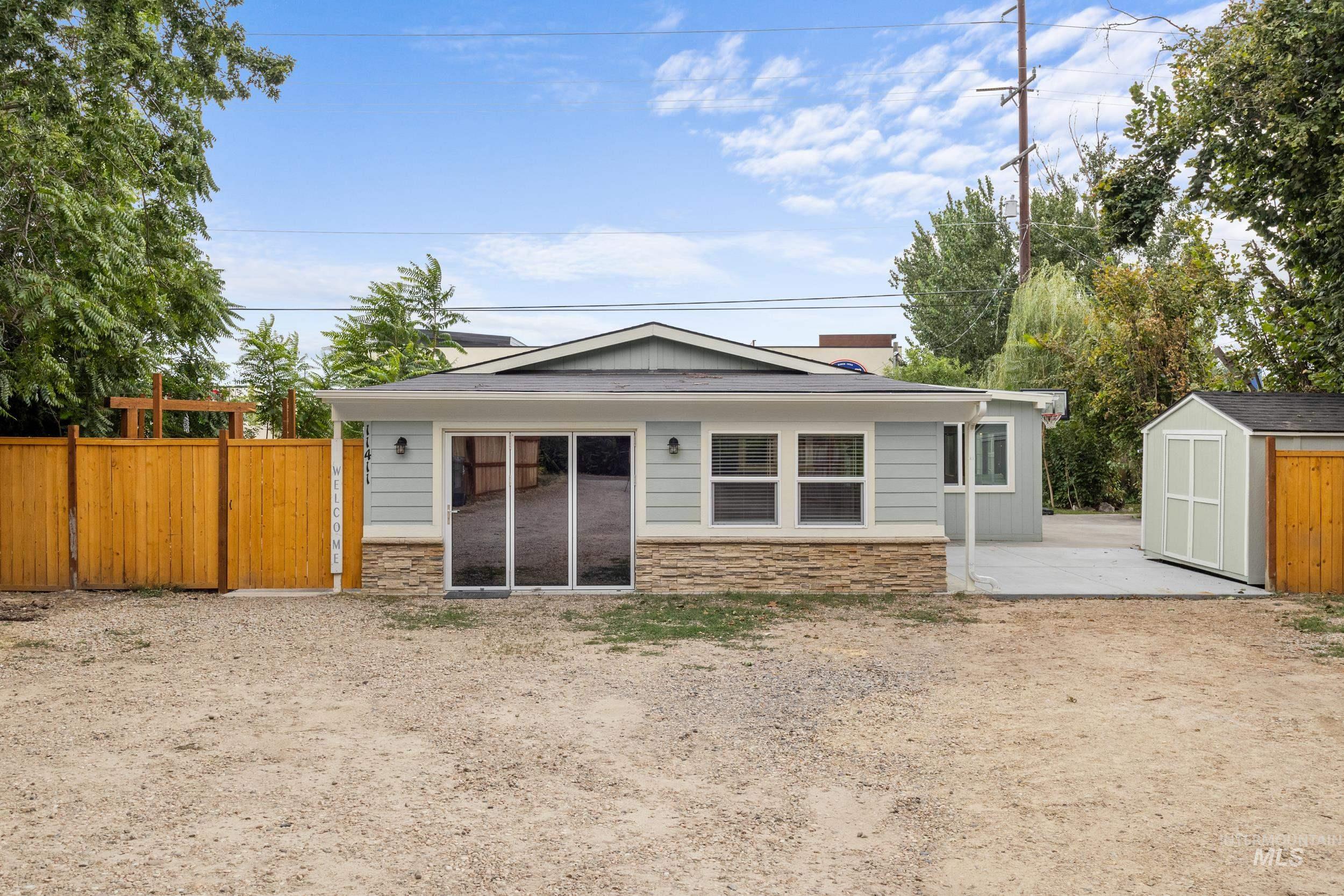 11411 W 1st Property Photo 3