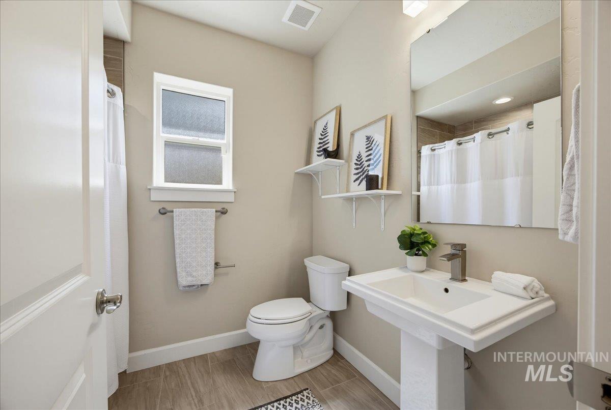 6624 S Jessenia Ave Property Photo 31