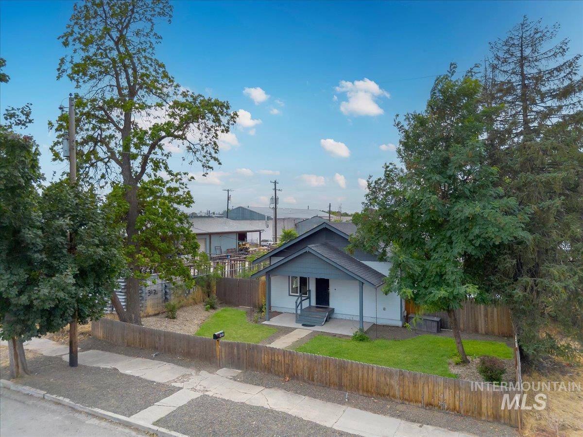 315 N Boise Ave Property Photo 5