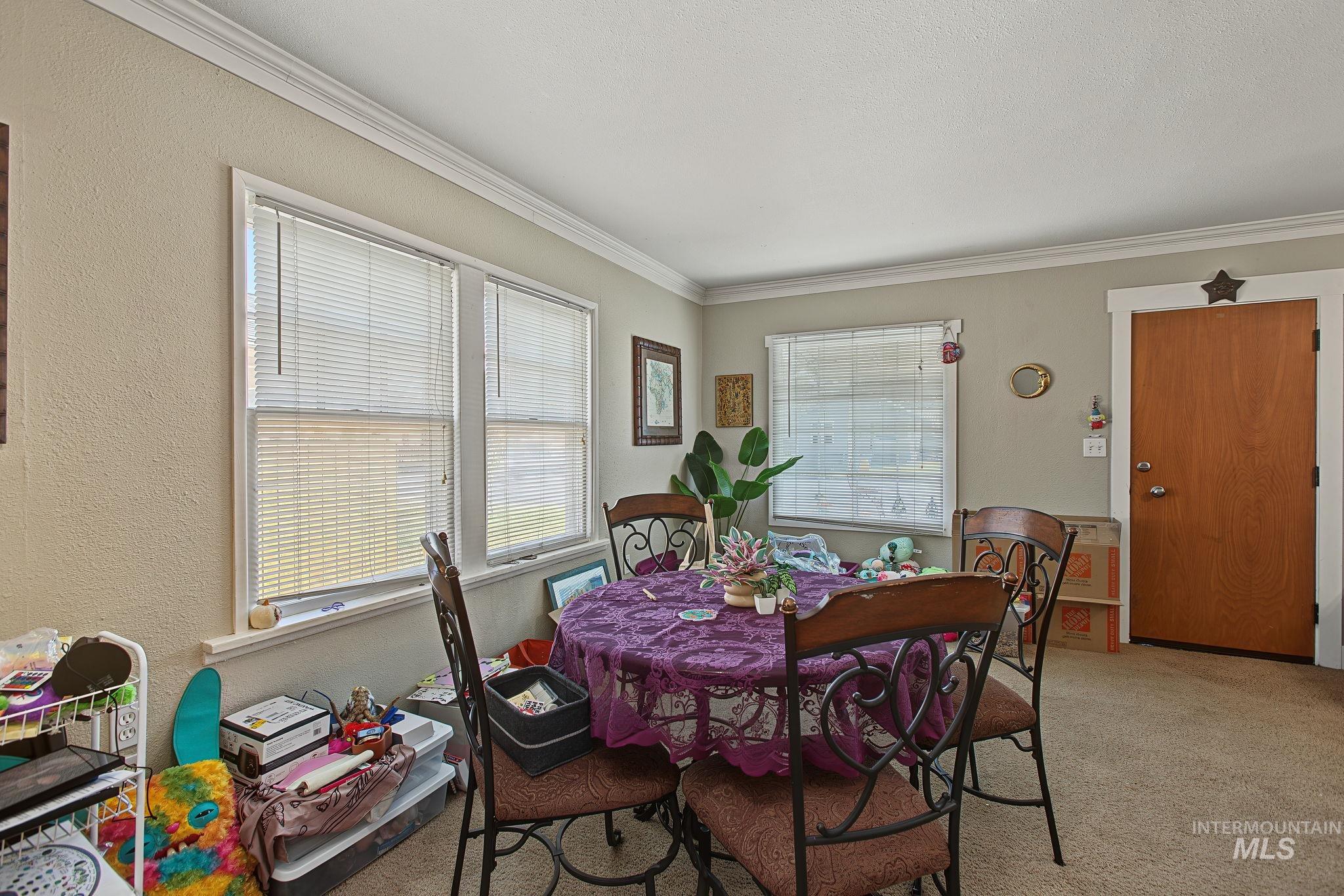 1028 8th Street Property Photo 4