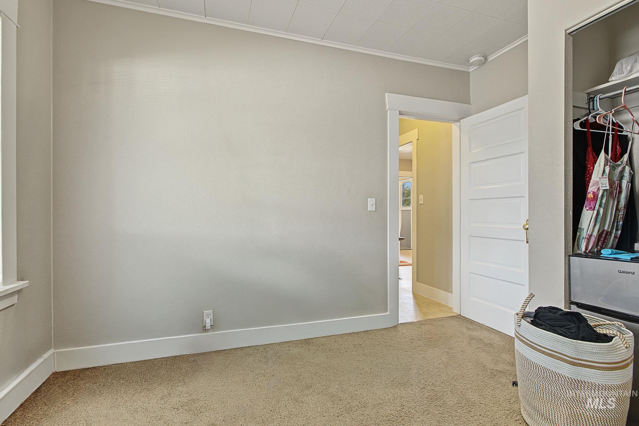 1028 8th Street Property Photo 15