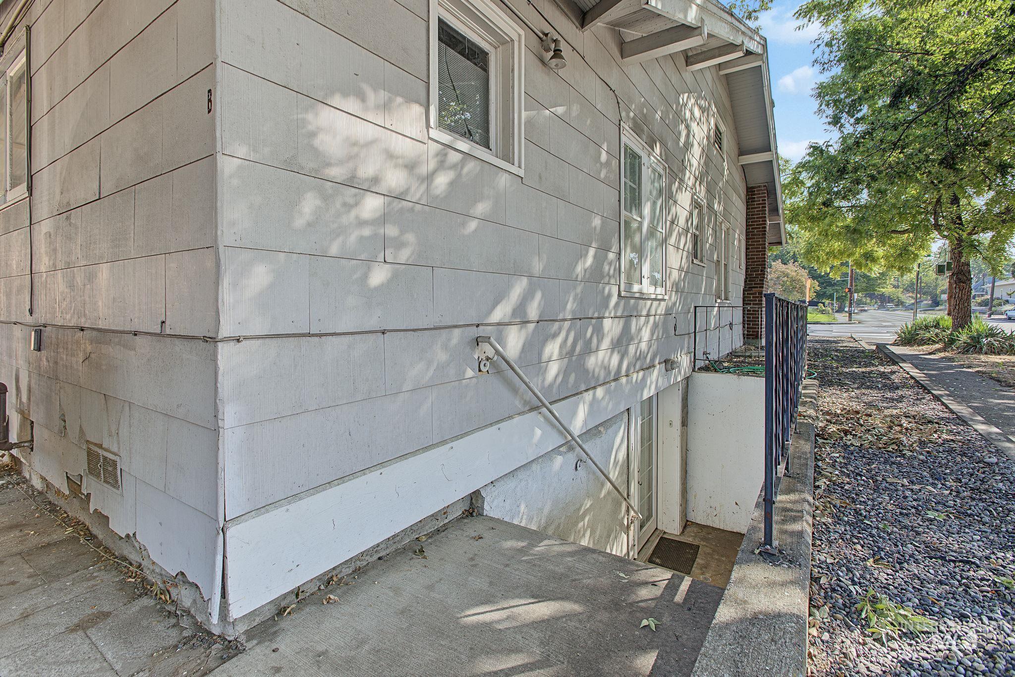 1028 8th Street Property Photo 42