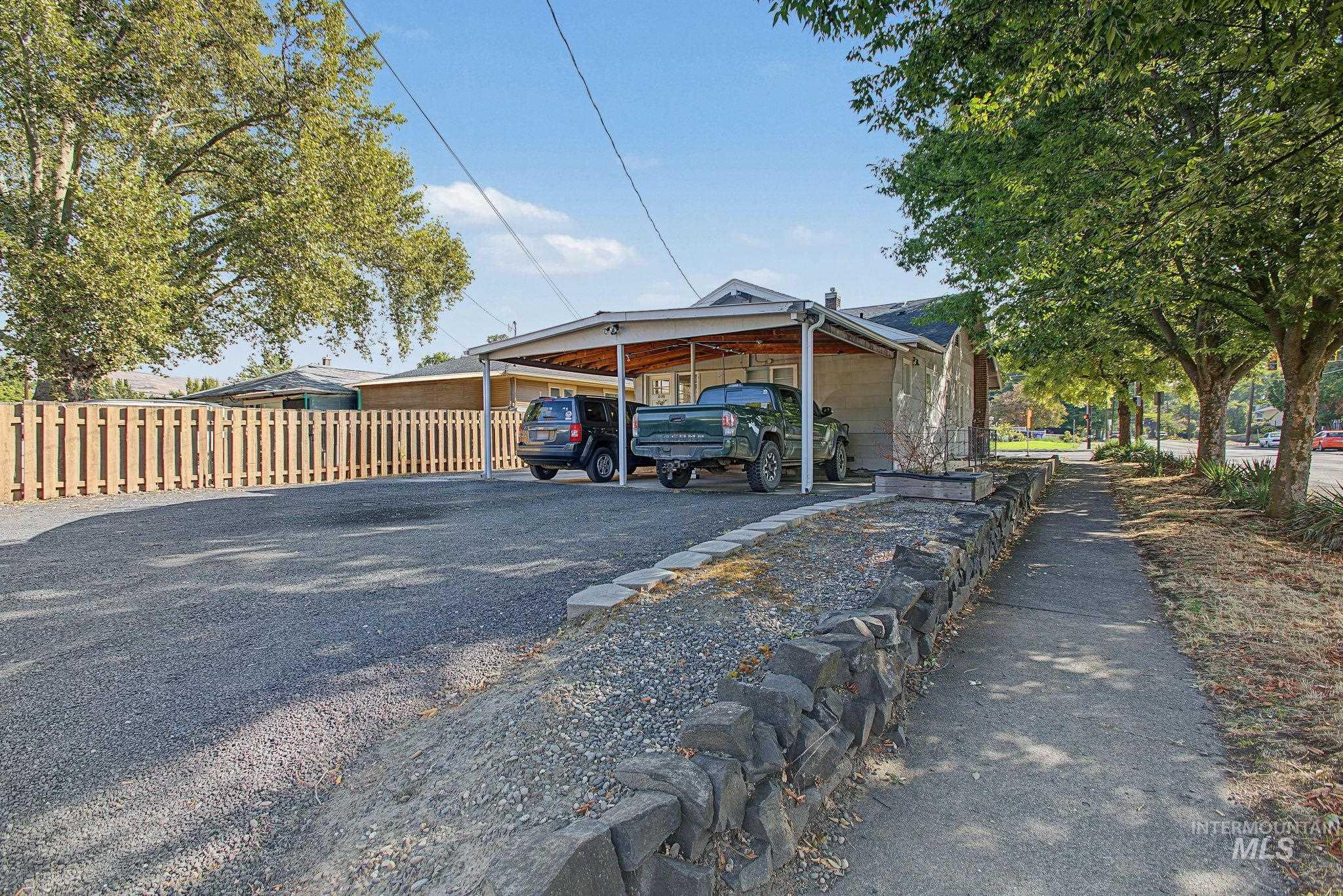 1028 8th Street Property Photo 43