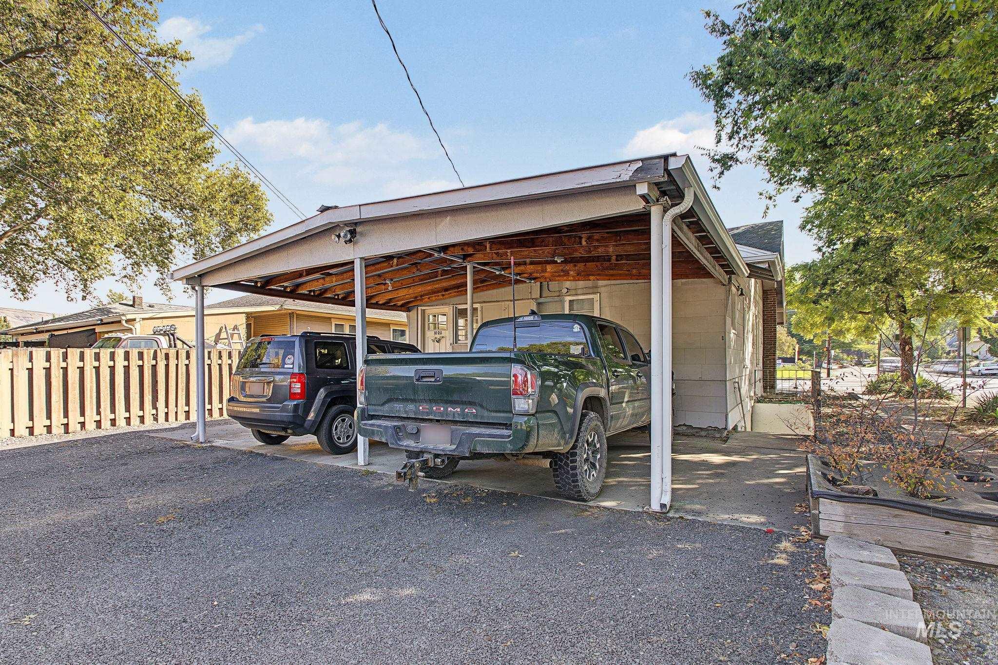 1028 8th Street Property Photo 48
