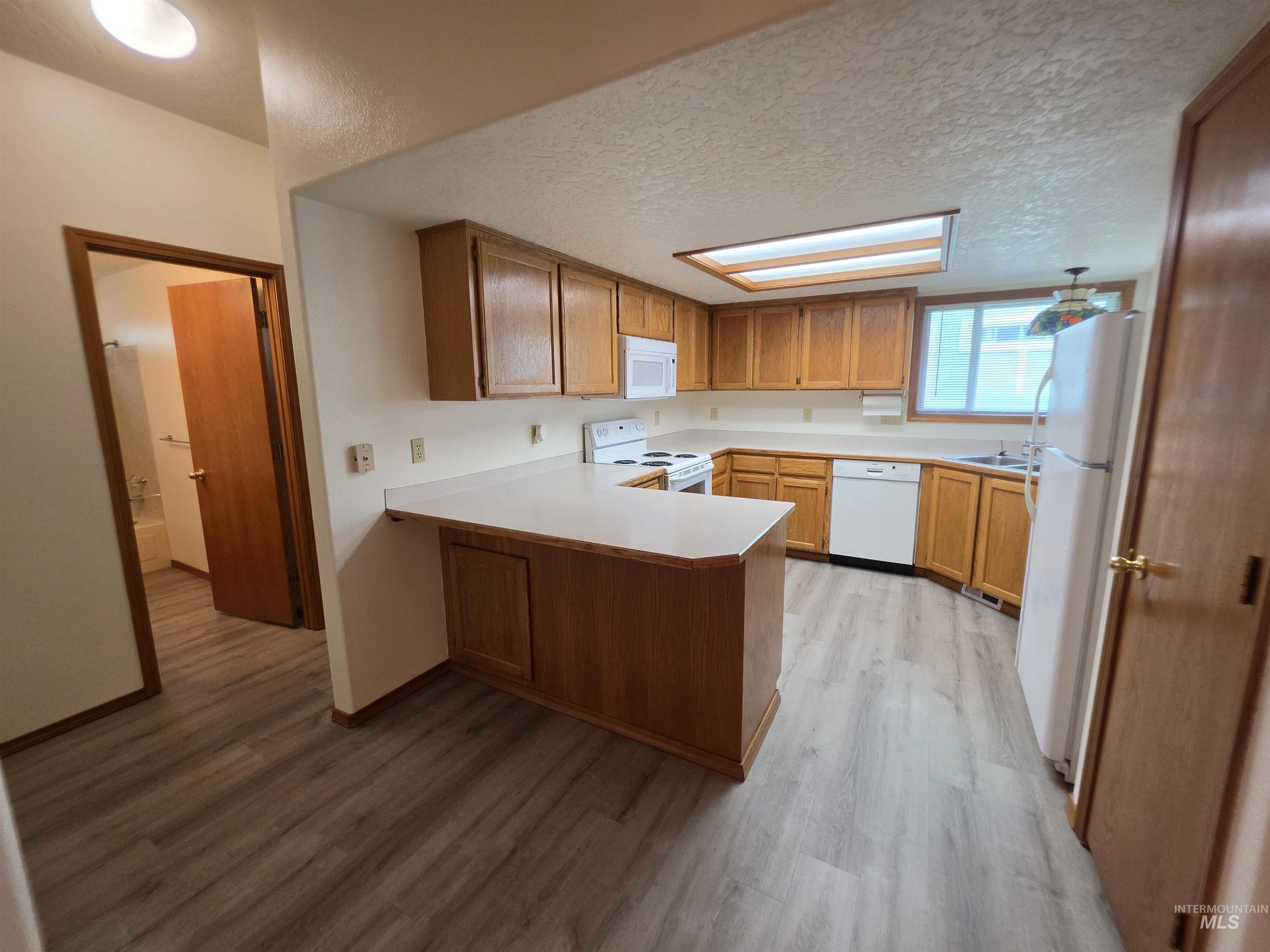 206 S Valley Dr. Property Photo 4