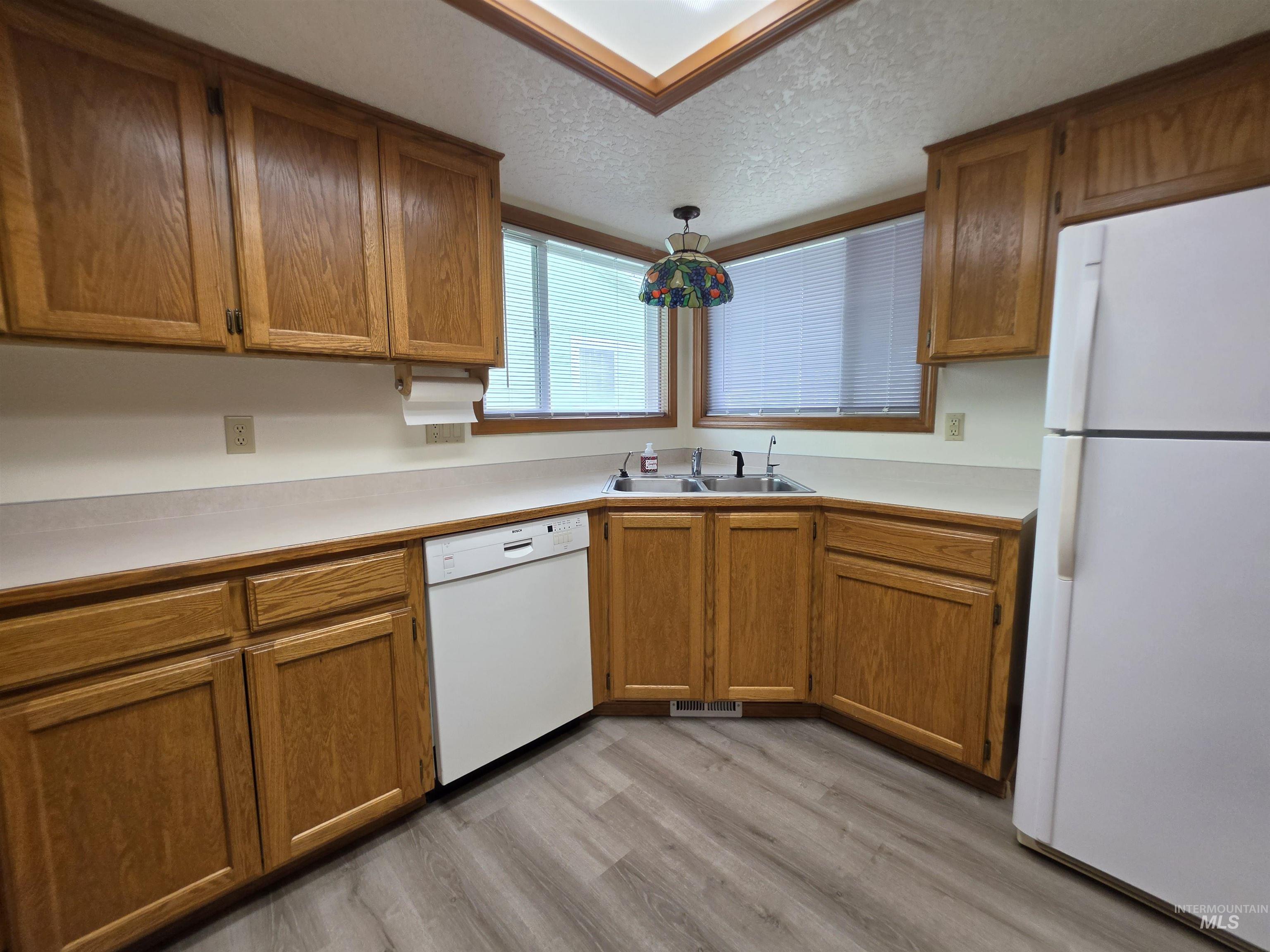 206 S Valley Dr. Property Photo 6