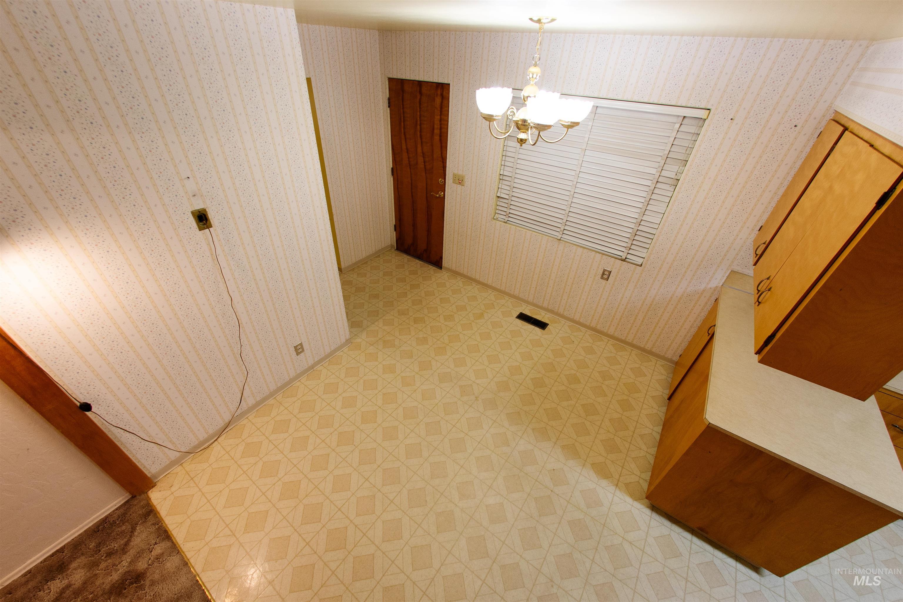 1546 N 4th Street Property Photo 6