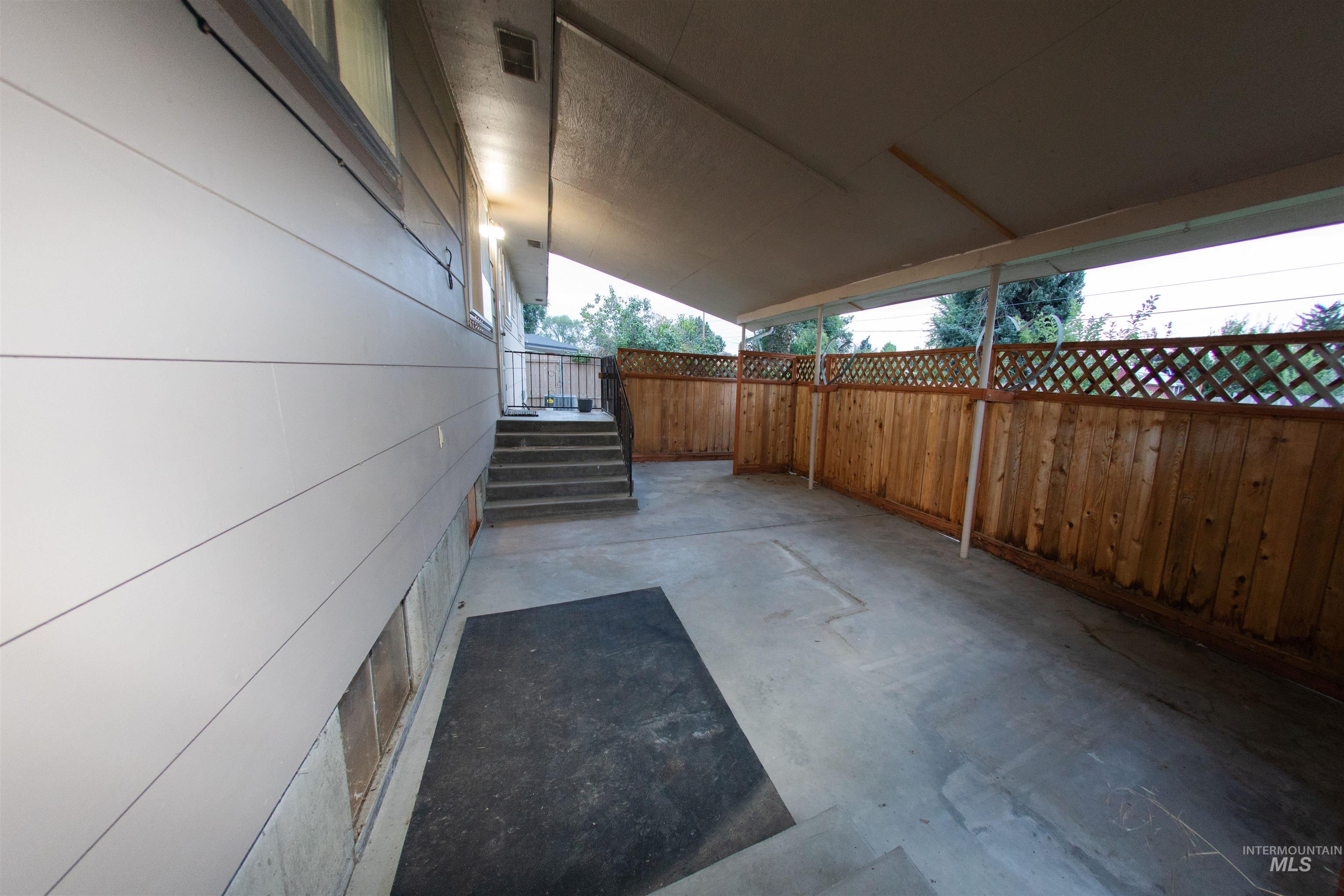 1546 N 4th Street Property Photo 20