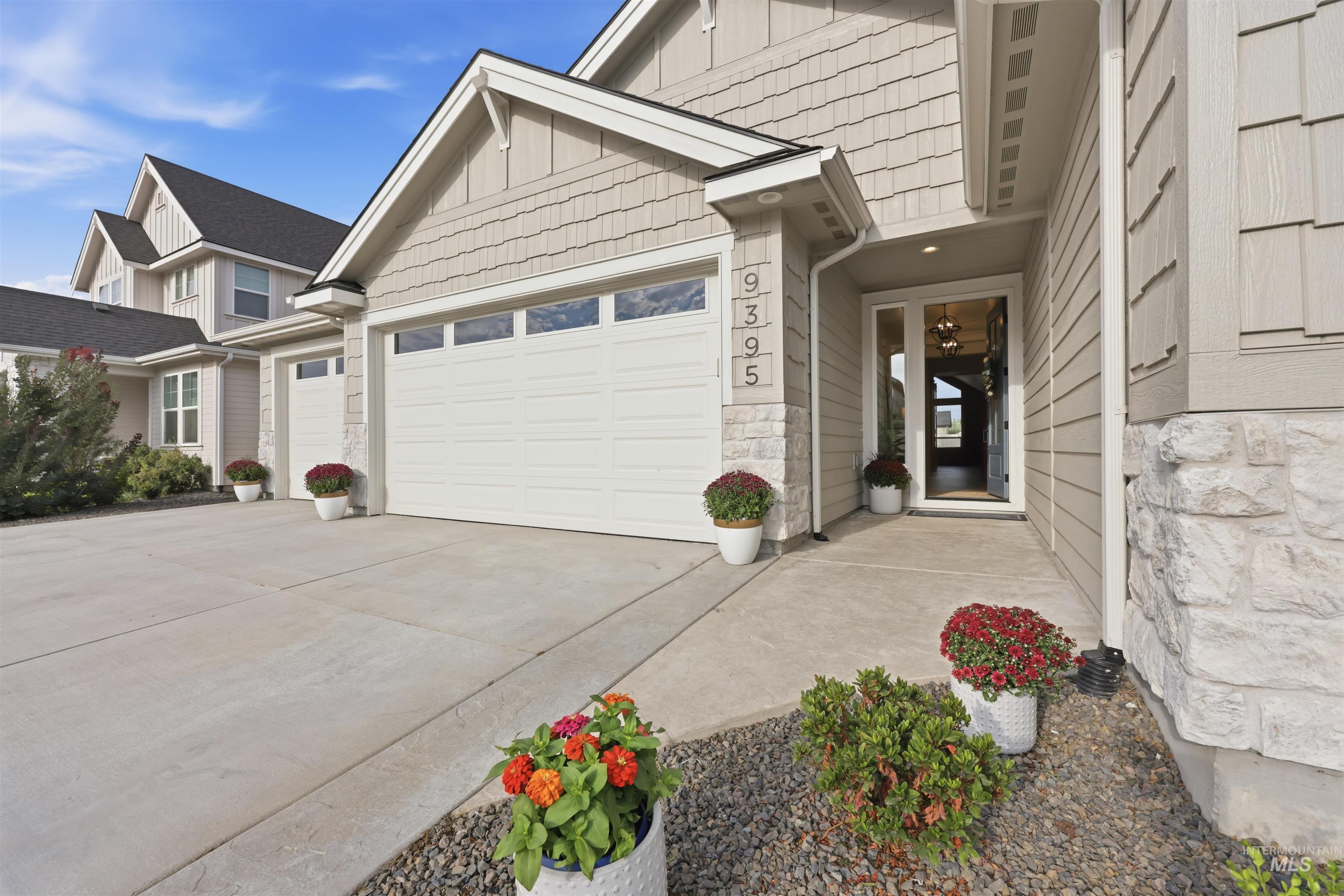 9395 S Egg Harbor Property Photo 1