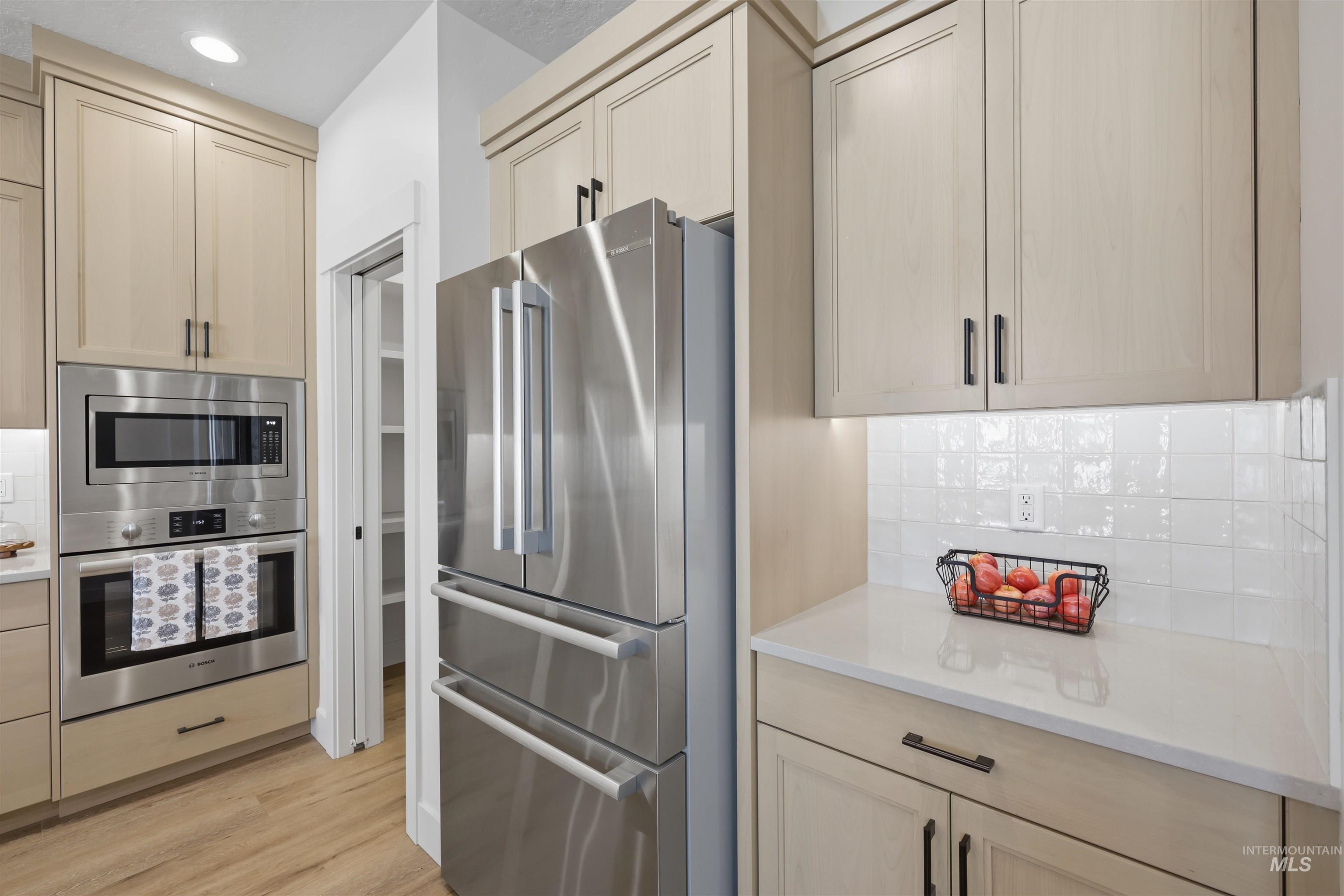 9395 S Egg Harbor Property Photo 15