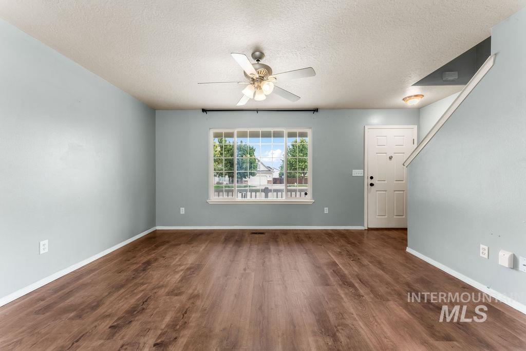 3936 E Clear Springs Dr Property Photo 8