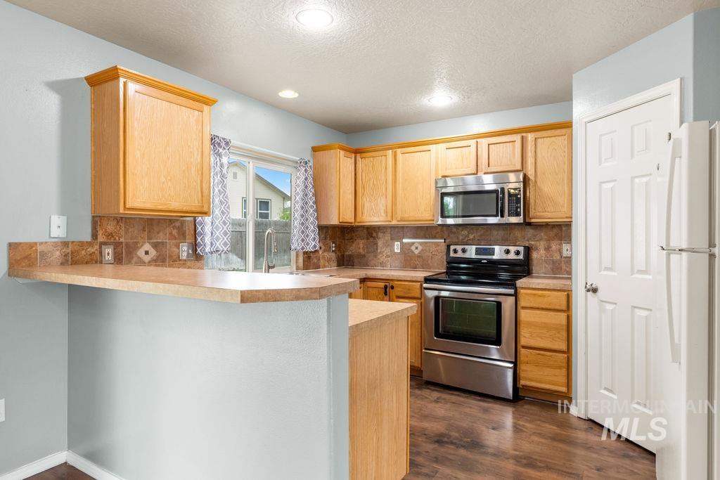 3936 E Clear Springs Dr Property Photo 17