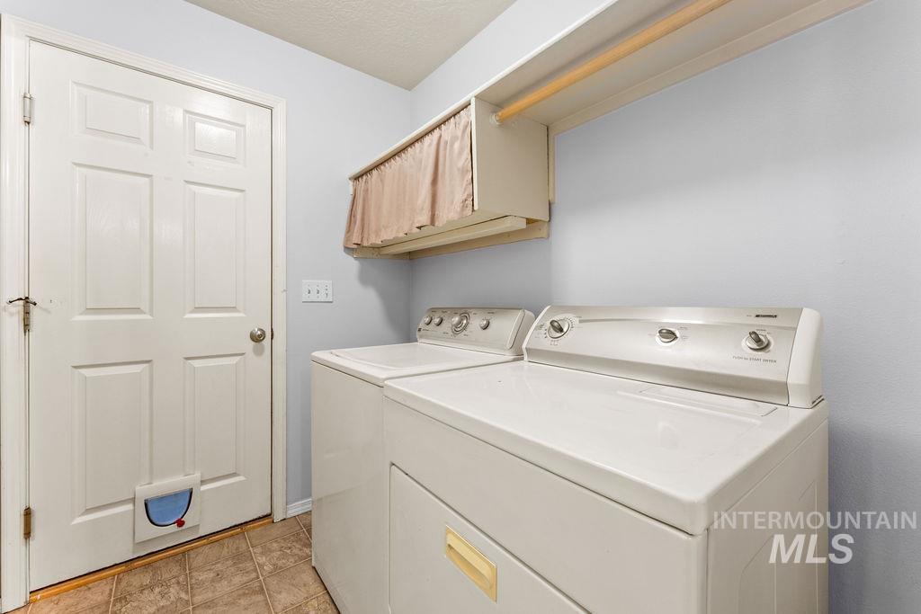 3936 E Clear Springs Dr Property Photo 36