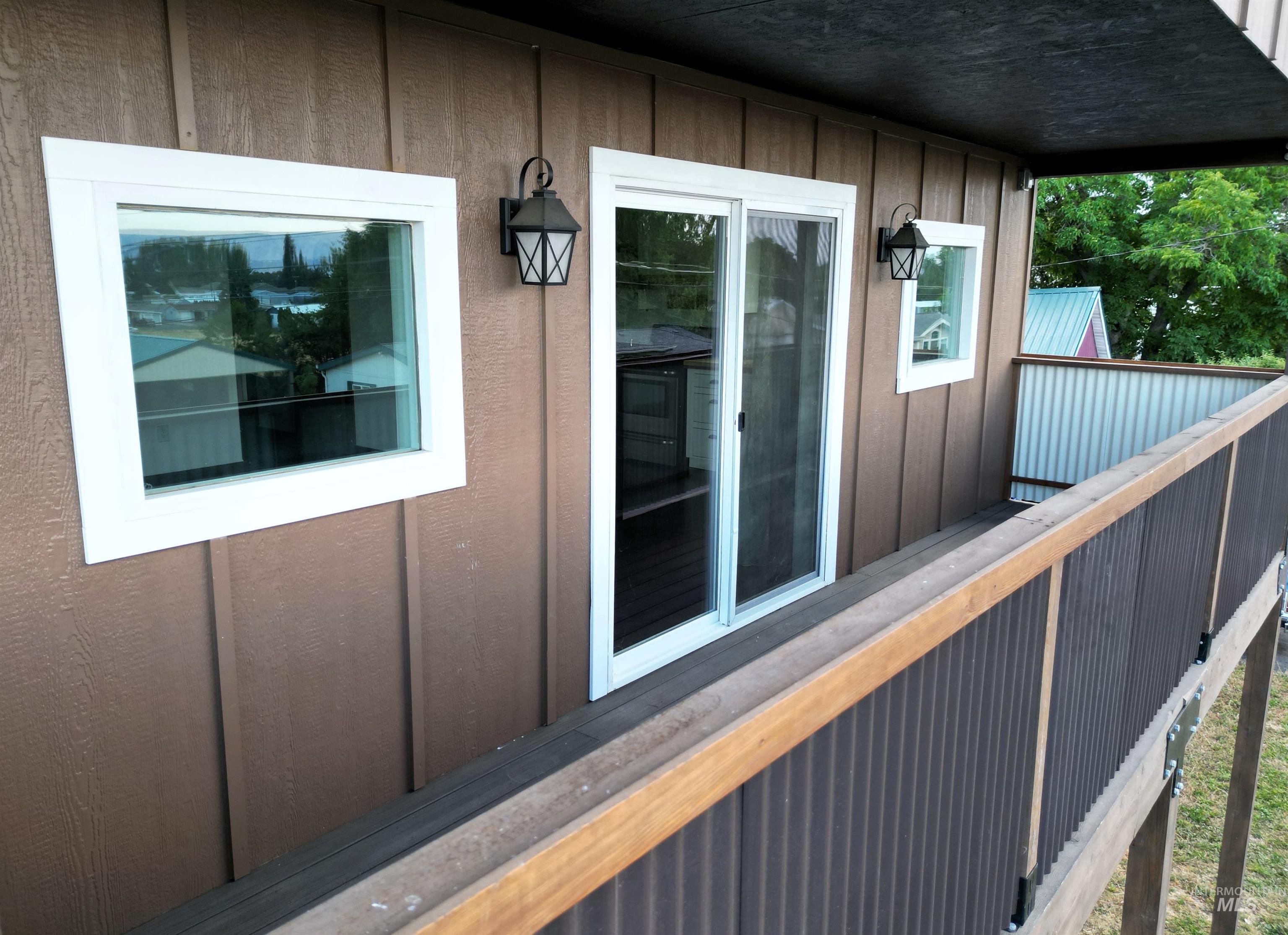 1330 Birch Ave Property Photo 22