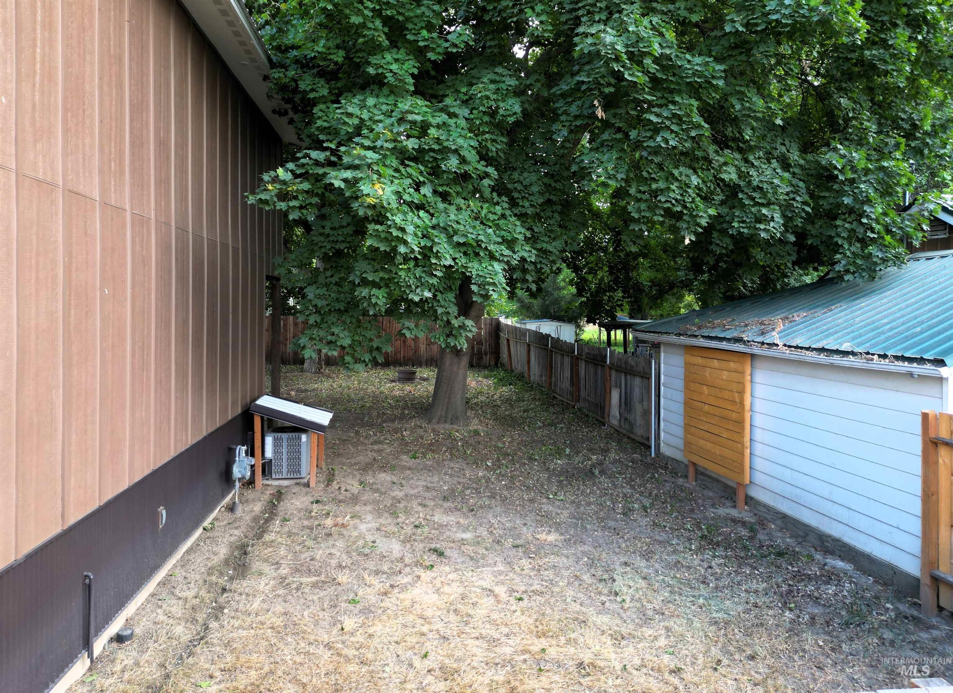 1330 Birch Ave Property Photo 25
