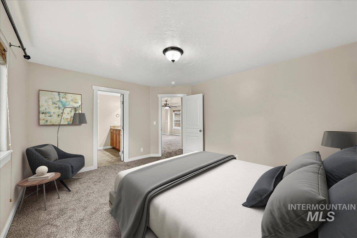 6579 S Warwickshire Ave Property Photo 10