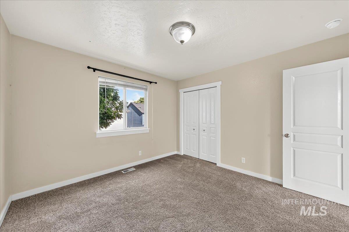 6579 S Warwickshire Ave Property Photo 23