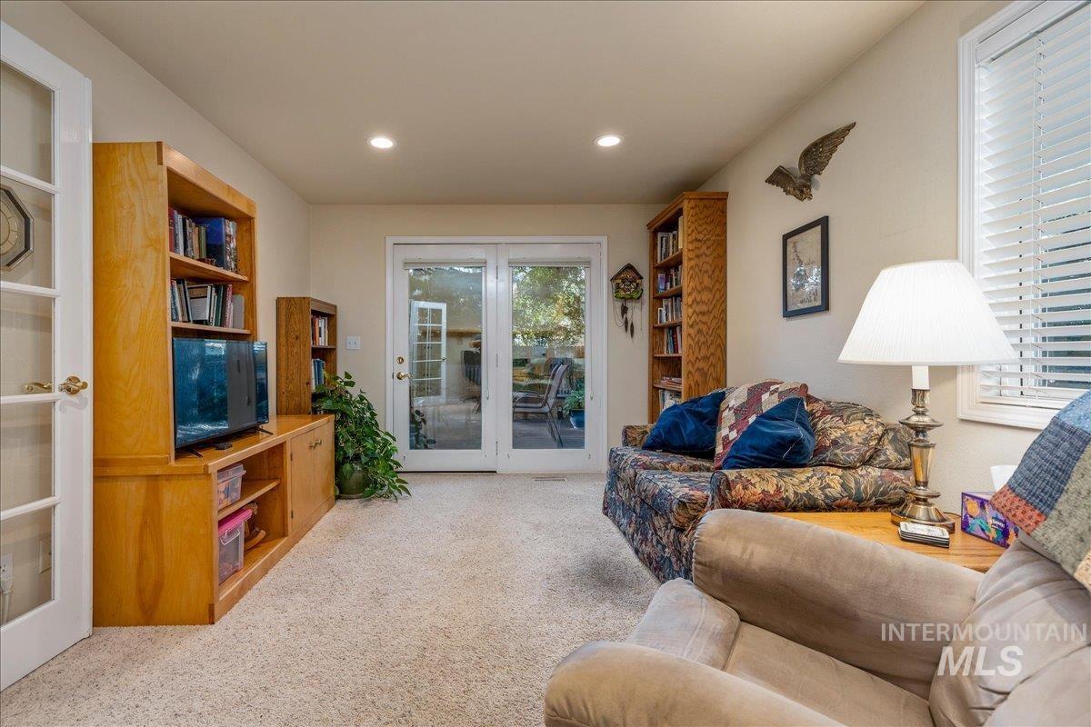 2887 S Snowflake Dr Property Photo 18