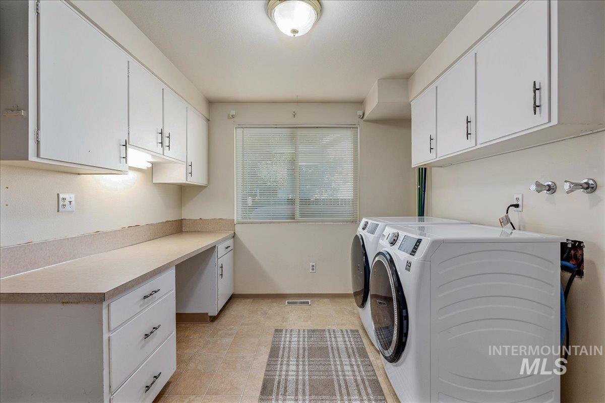 2887 S Snowflake Dr Property Photo 25