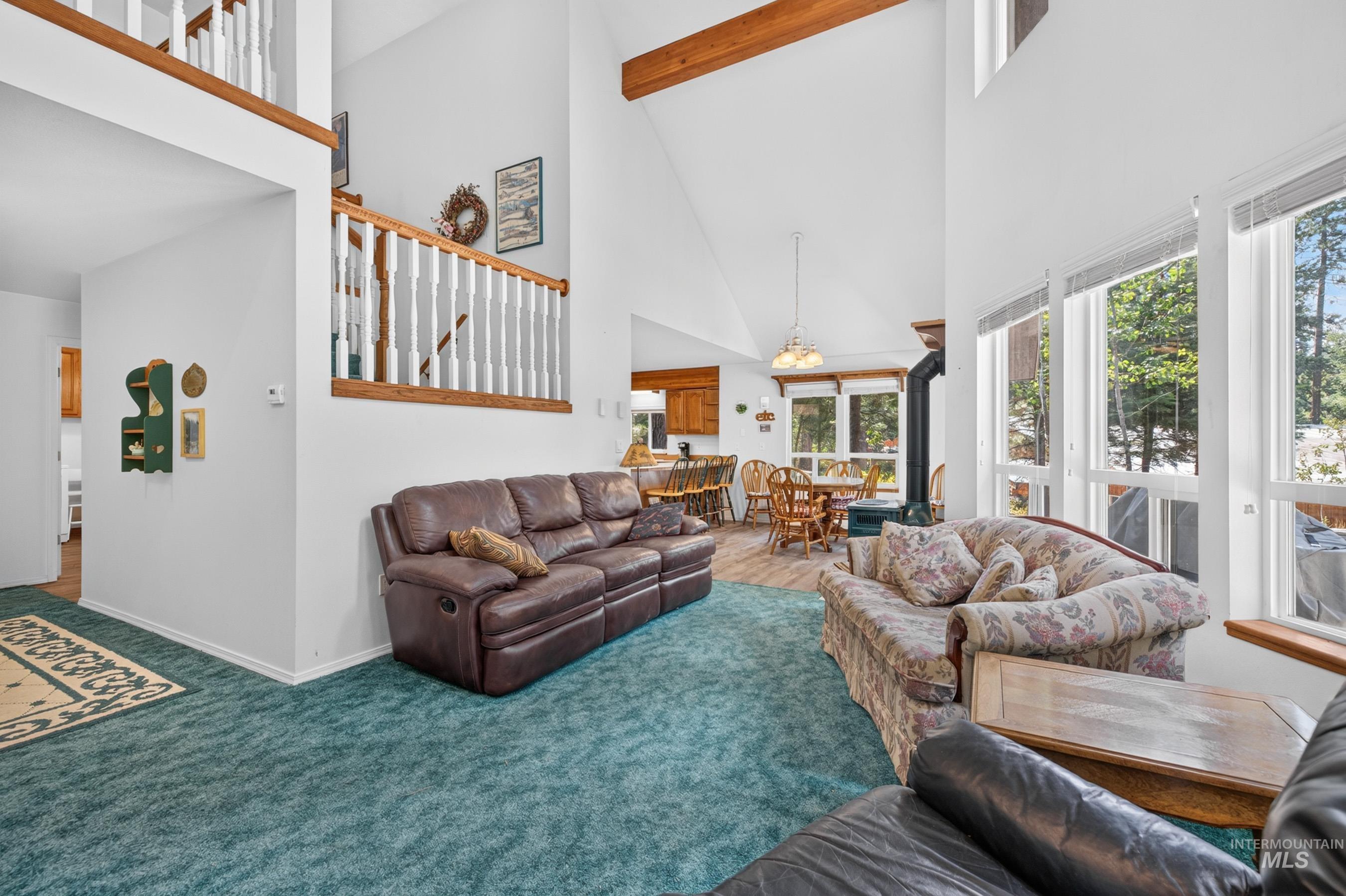 918 Fairway Drive Property Photo 12